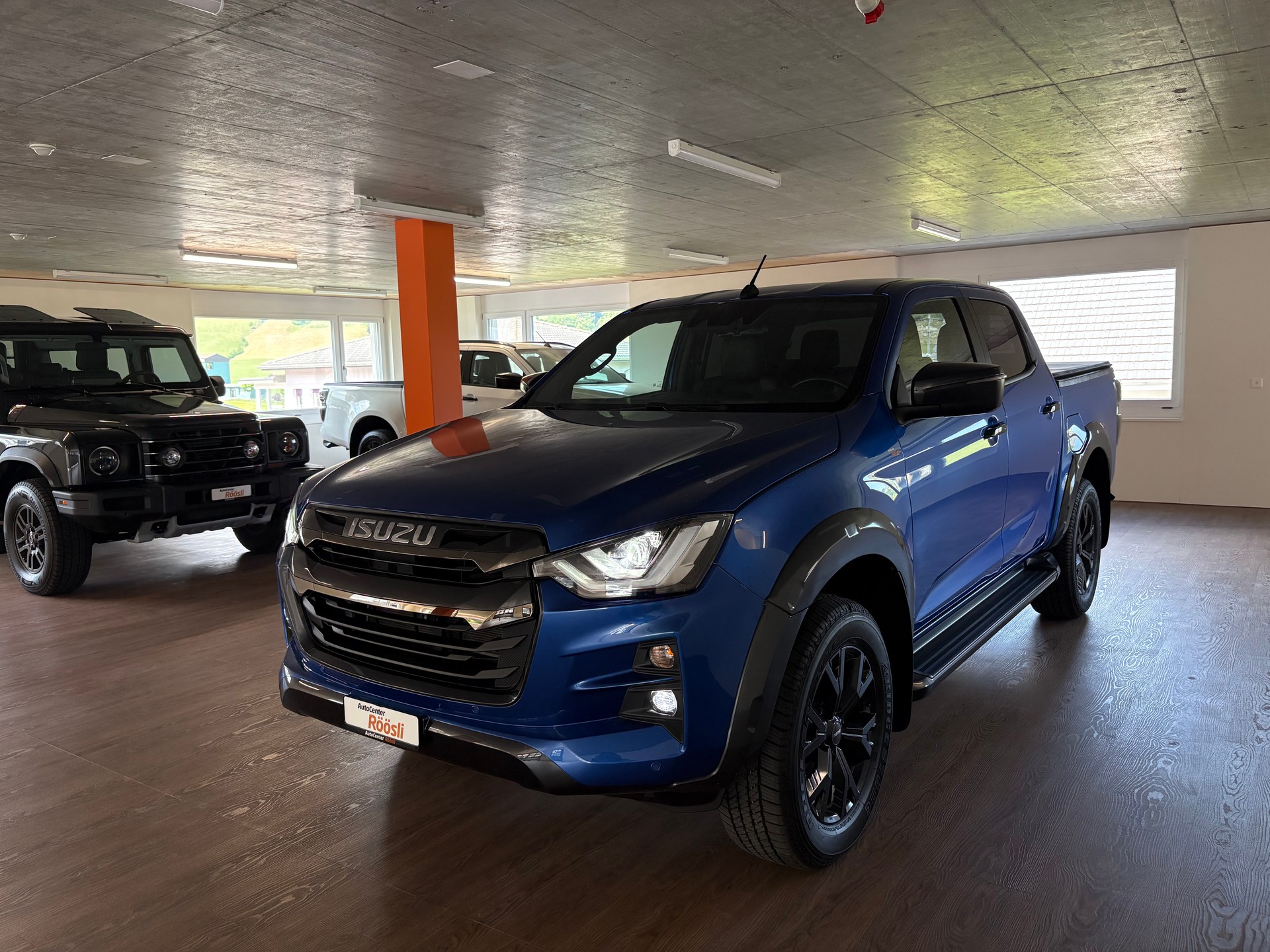 ISUZU D-MAX 1.9 CrewCab N60FF 4x4 AT-image-7