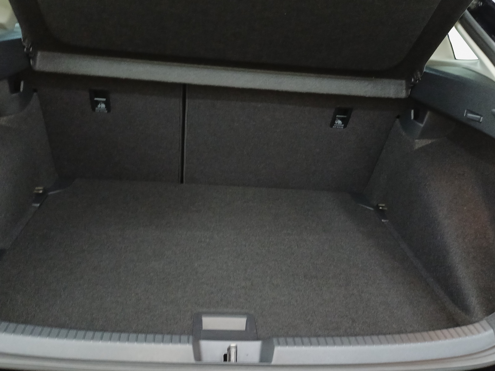 VW Taigo 1.0 TSI Life United DSG-image-12