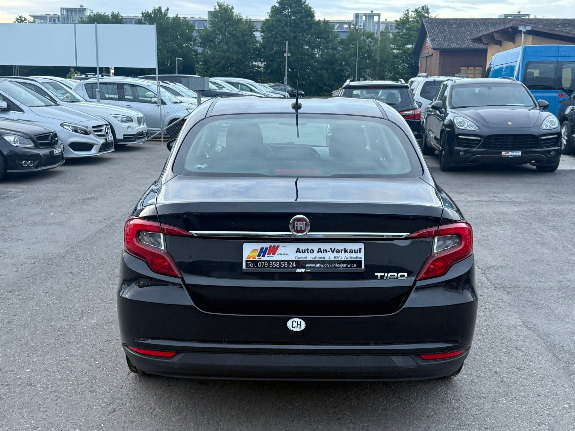 FIAT Tipo 1.6 MJ Opening Edition + Limousine / Ab MFK 10.2024 / Navi / Rückfahrkamera / PDC-image-4