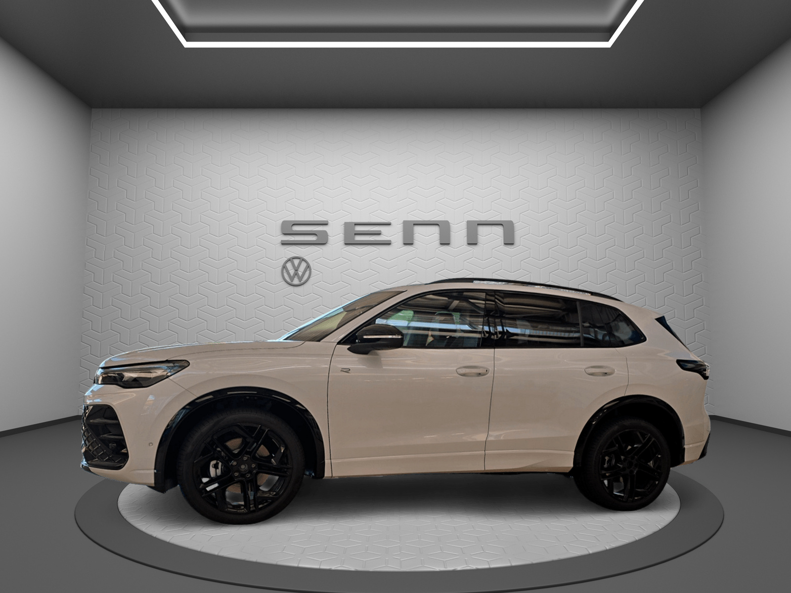 VW VW Tiguan R-Line-showroom-element-1