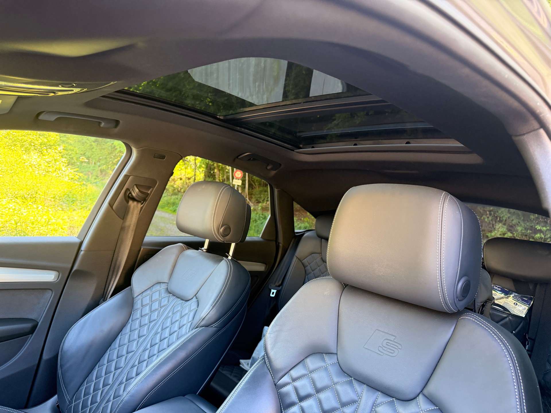 AUDI Q5 Sportback 40 TDI Blackedition quattro S-tronic-image-8