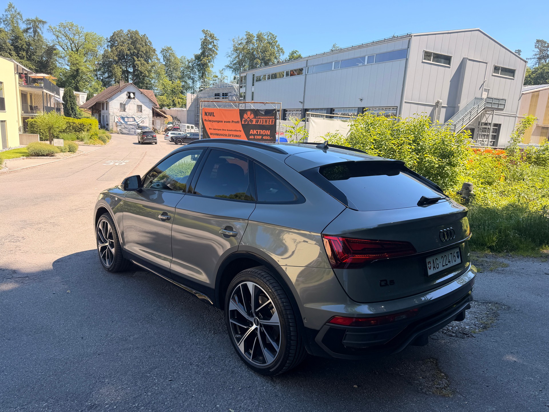 AUDI Q5 Sportback 40 TDI Blackedition quattro S-tronic-image-5