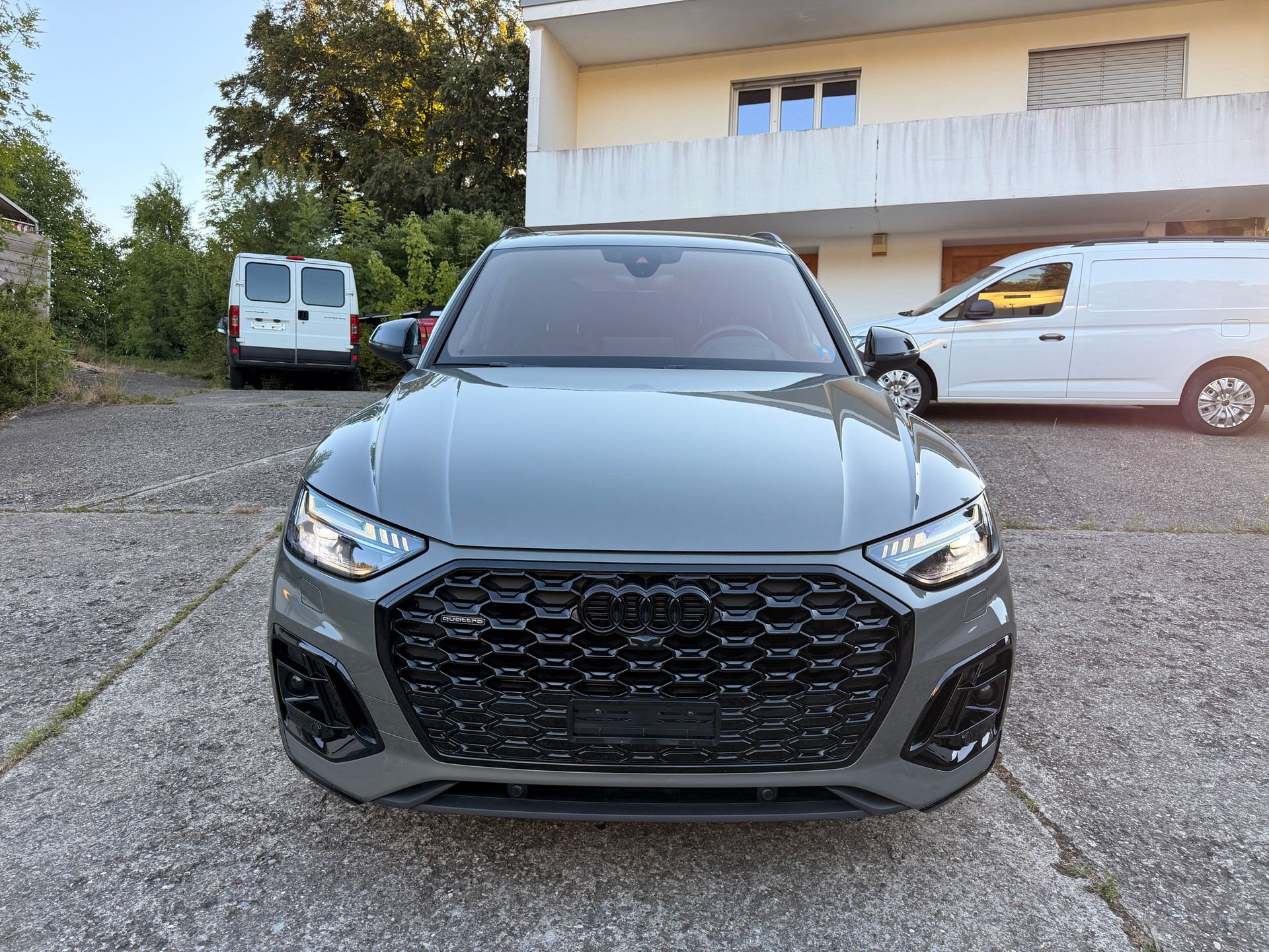 AUDI Q5 Sportback 40 TDI Blackedition quattro S-tronic-image-0