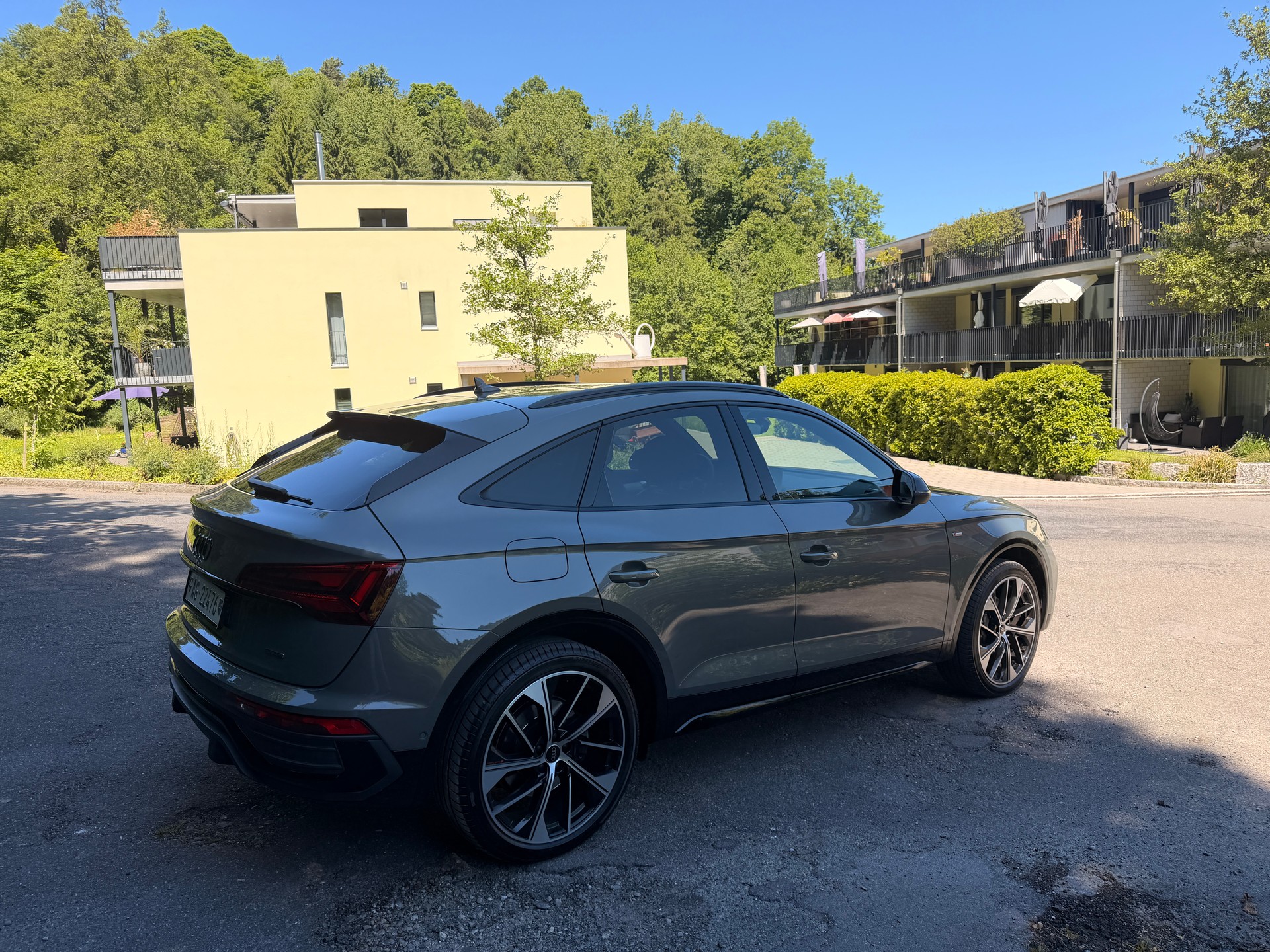 AUDI Q5 Sportback 40 TDI Blackedition quattro S-tronic-showroom-element-3