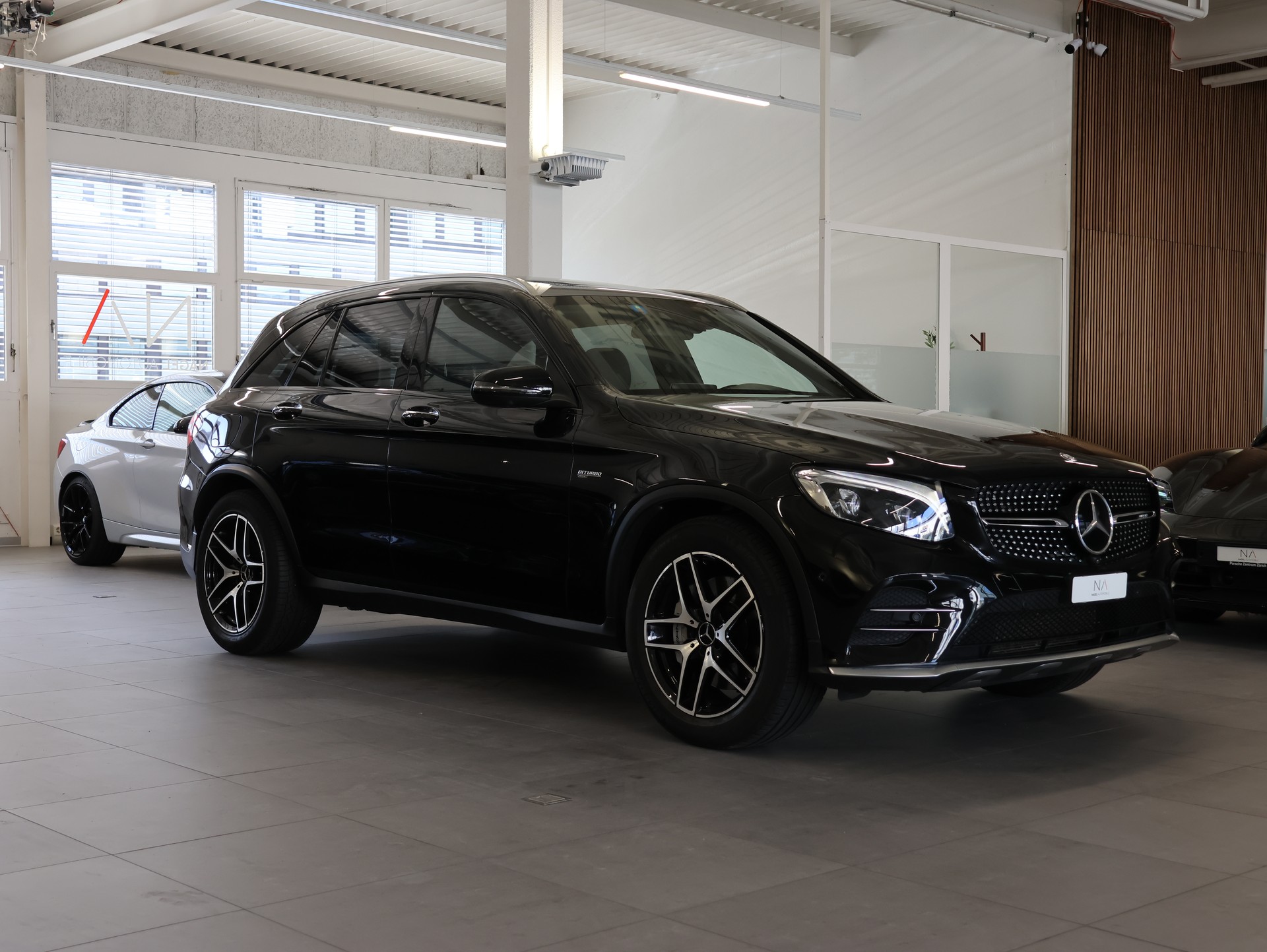 MERCEDES-BENZ GLC 43 AMG 4Matic 9G-Tronic *Panorama*Ambientebeleuchtung*Burmester*-showroom-element-1