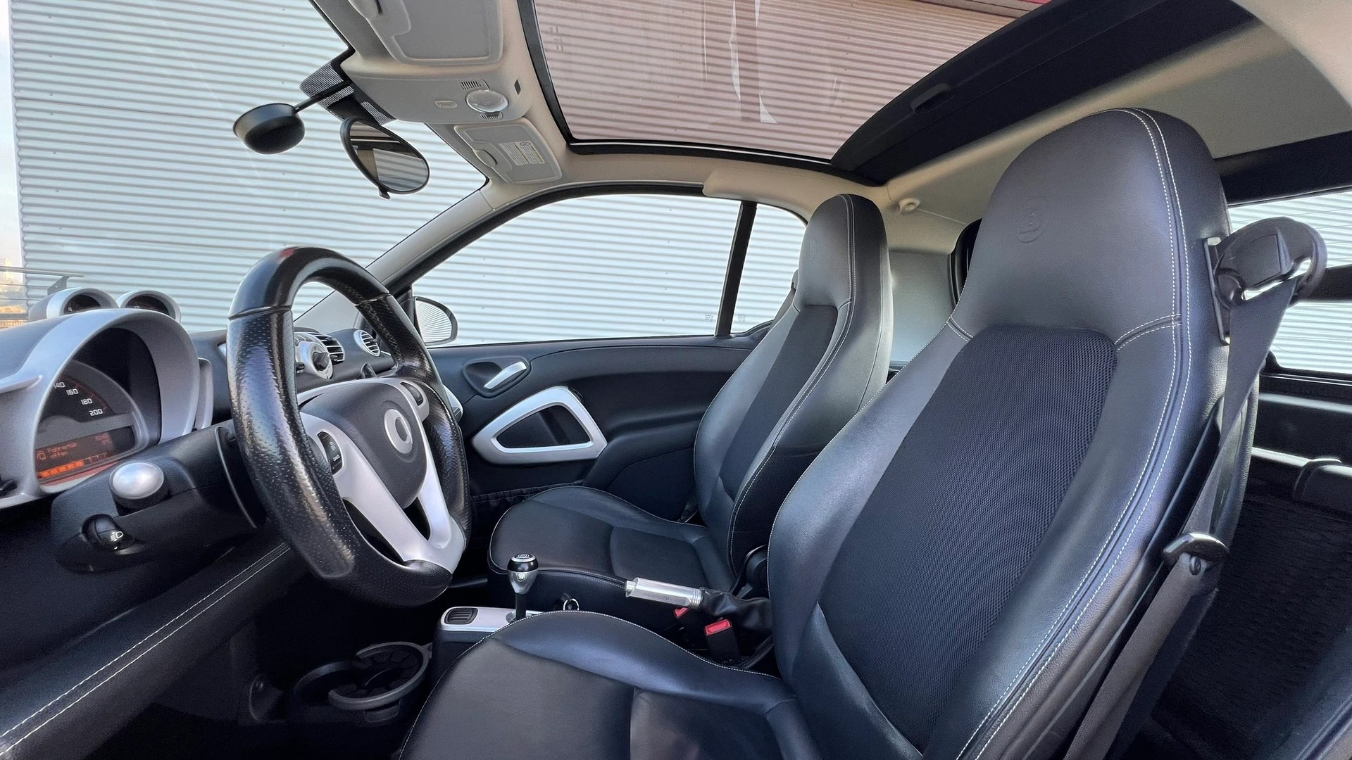 SMART FORTWO BRABUS XCLUSIVE SOFTOUCH l 102 PS-image-24