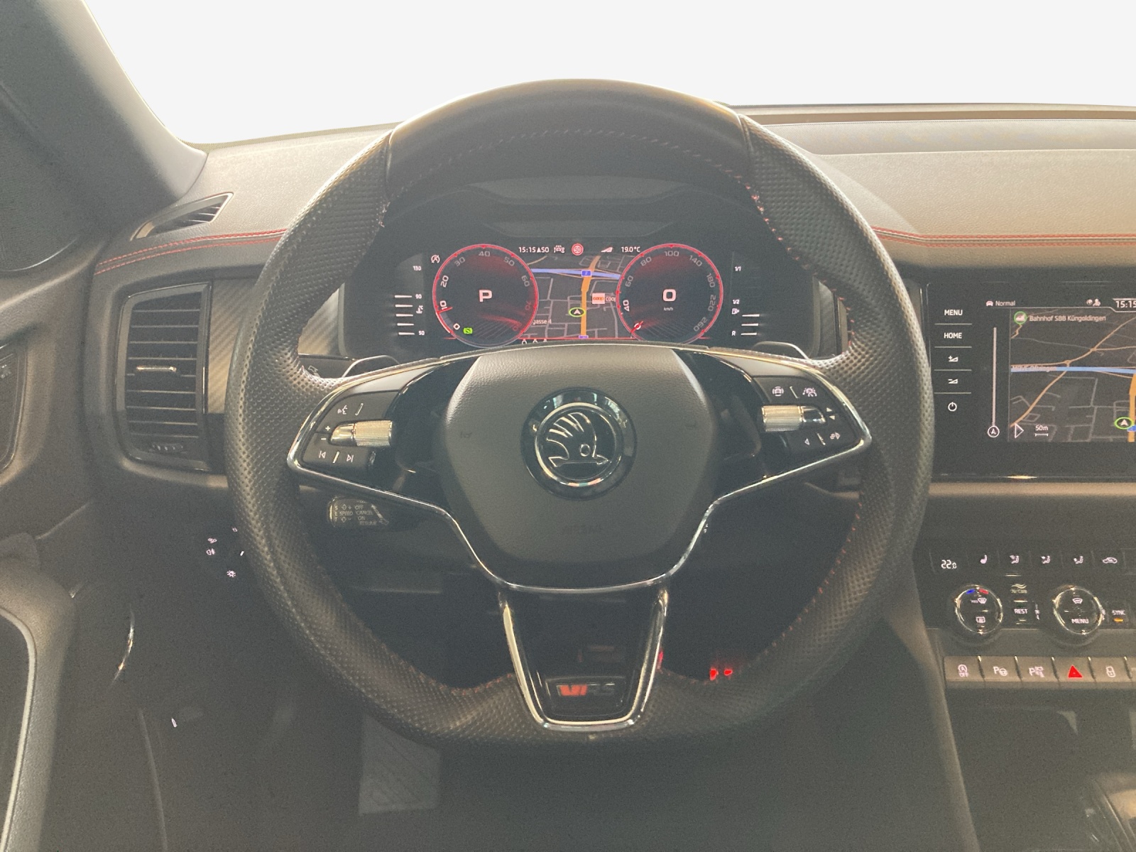 SKODA Kodiaq 2.0 TSI 4x4 RS-image-9