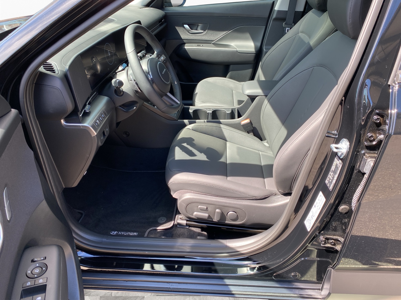 HYUNDAI Kona 1.6 GDi Hybrid Vertex Swiss Edition-image-9
