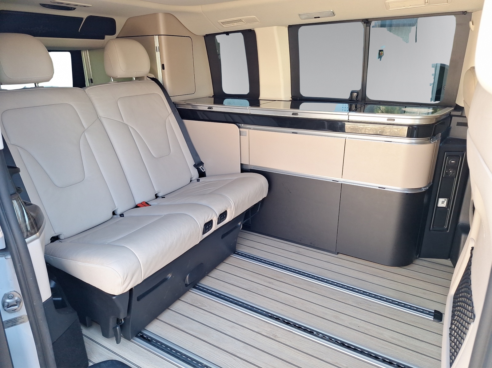 MERCEDES-BENZ Marco Polo 250 d 4matic-image-11