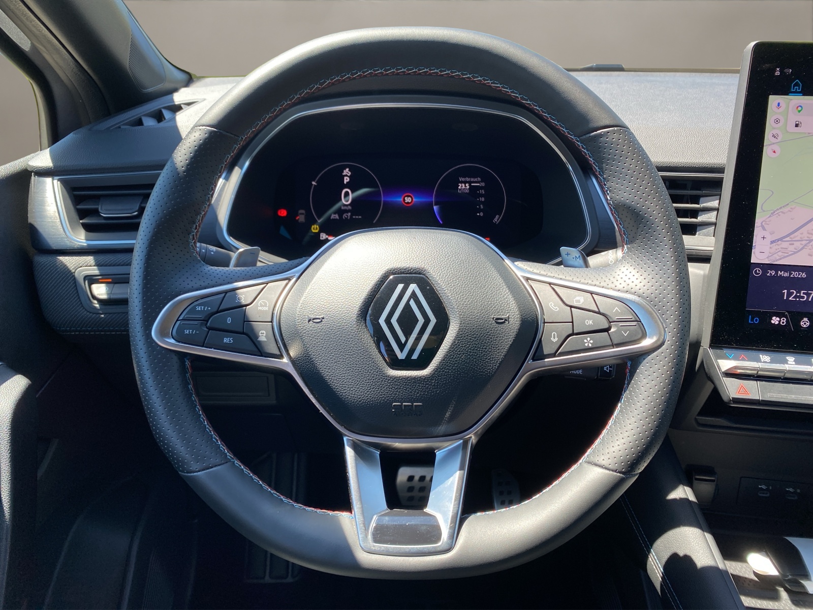 RENAULT Captur 1.3 TCe Esprit Alpine EDC-image-13