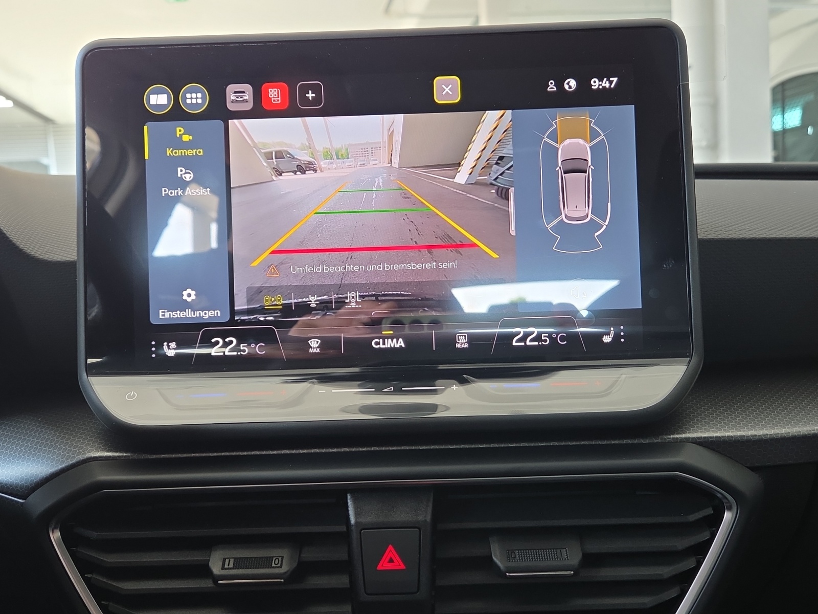 SEAT Leon ST 1.5 eTSI mHEV DSG Style-image-9