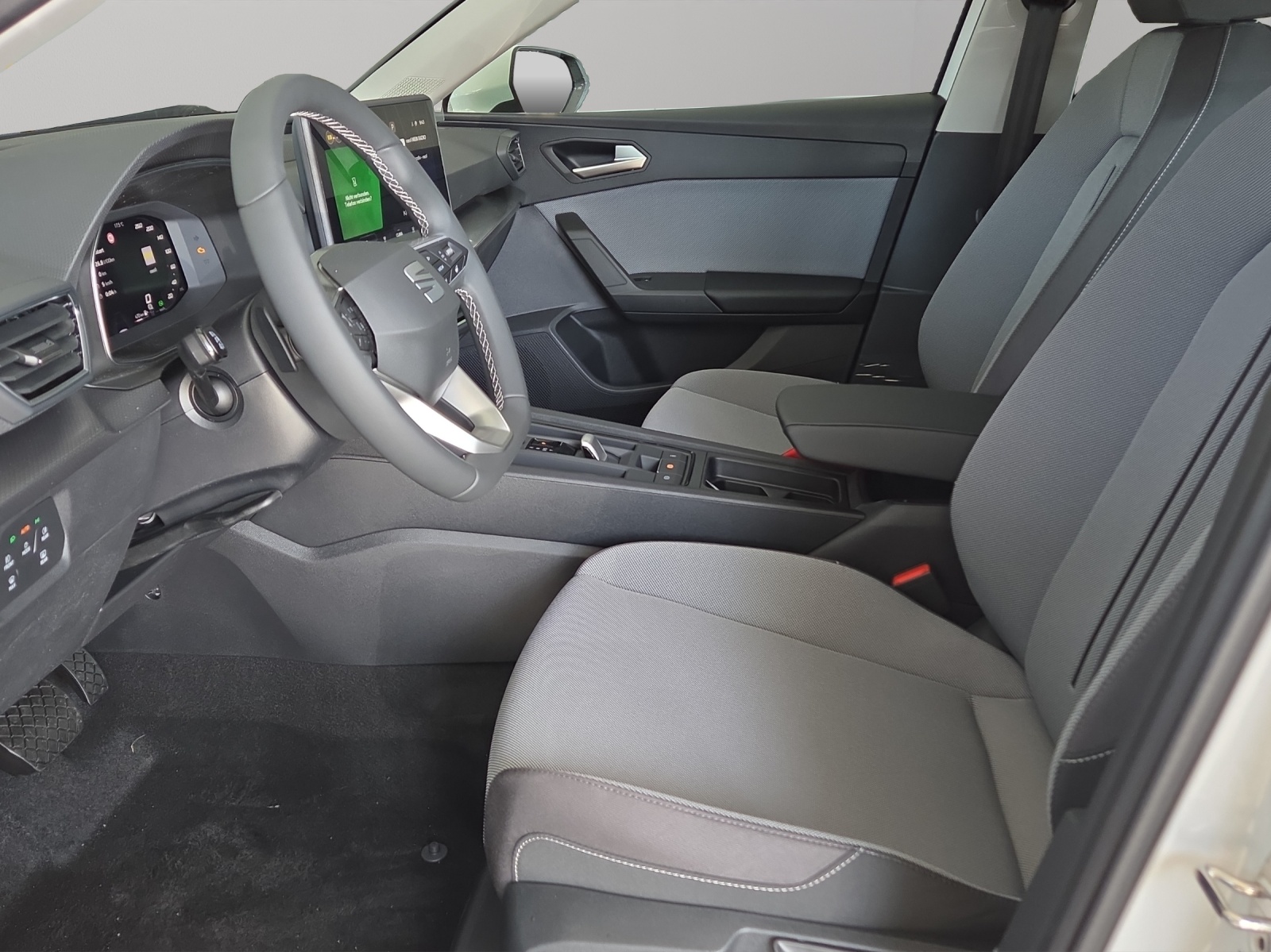 SEAT Leon ST 1.5 eTSI mHEV DSG Style-image-5