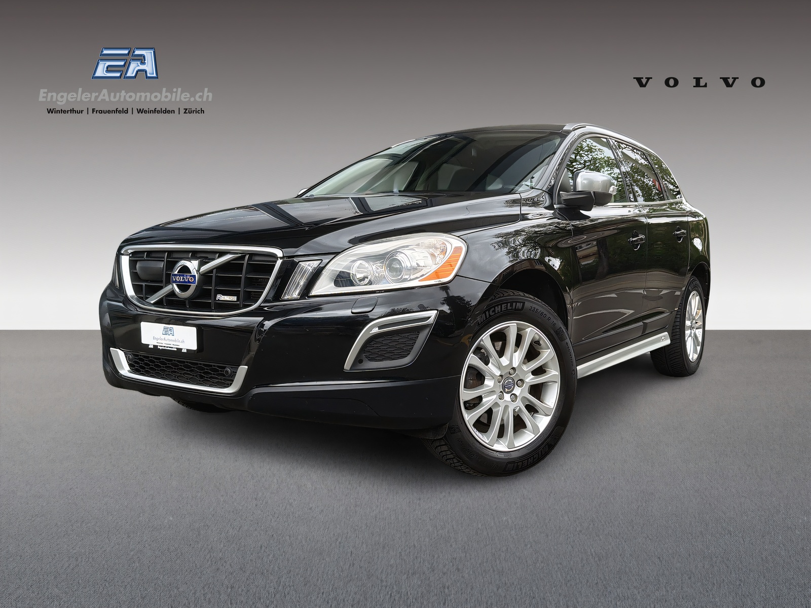 VOLVO XC60 2.4 D5 Kinetic R-Design AWD-image-0