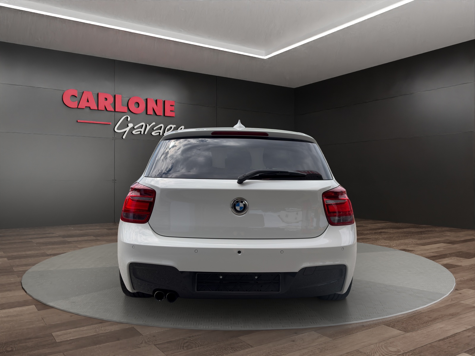 BMW 125i Steptronic-image-3