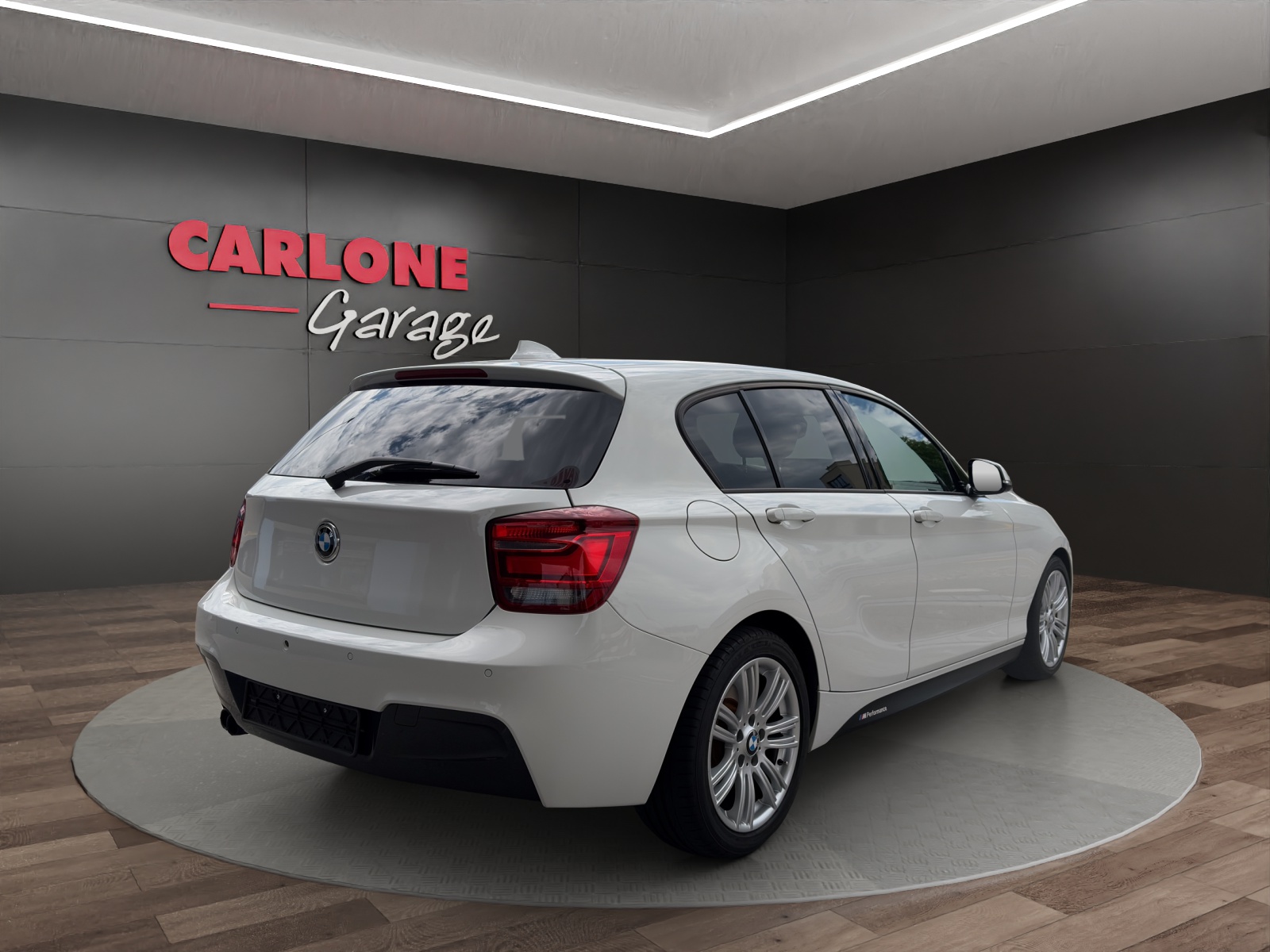 BMW 125i Steptronic-image-2