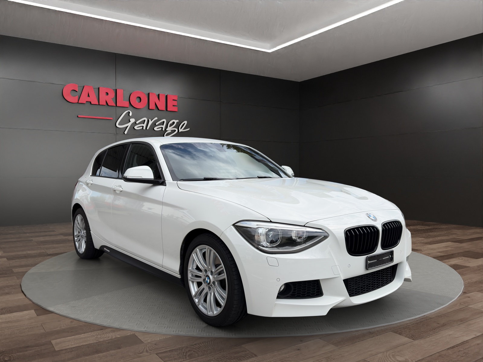 BMW 125i Steptronic-image-0