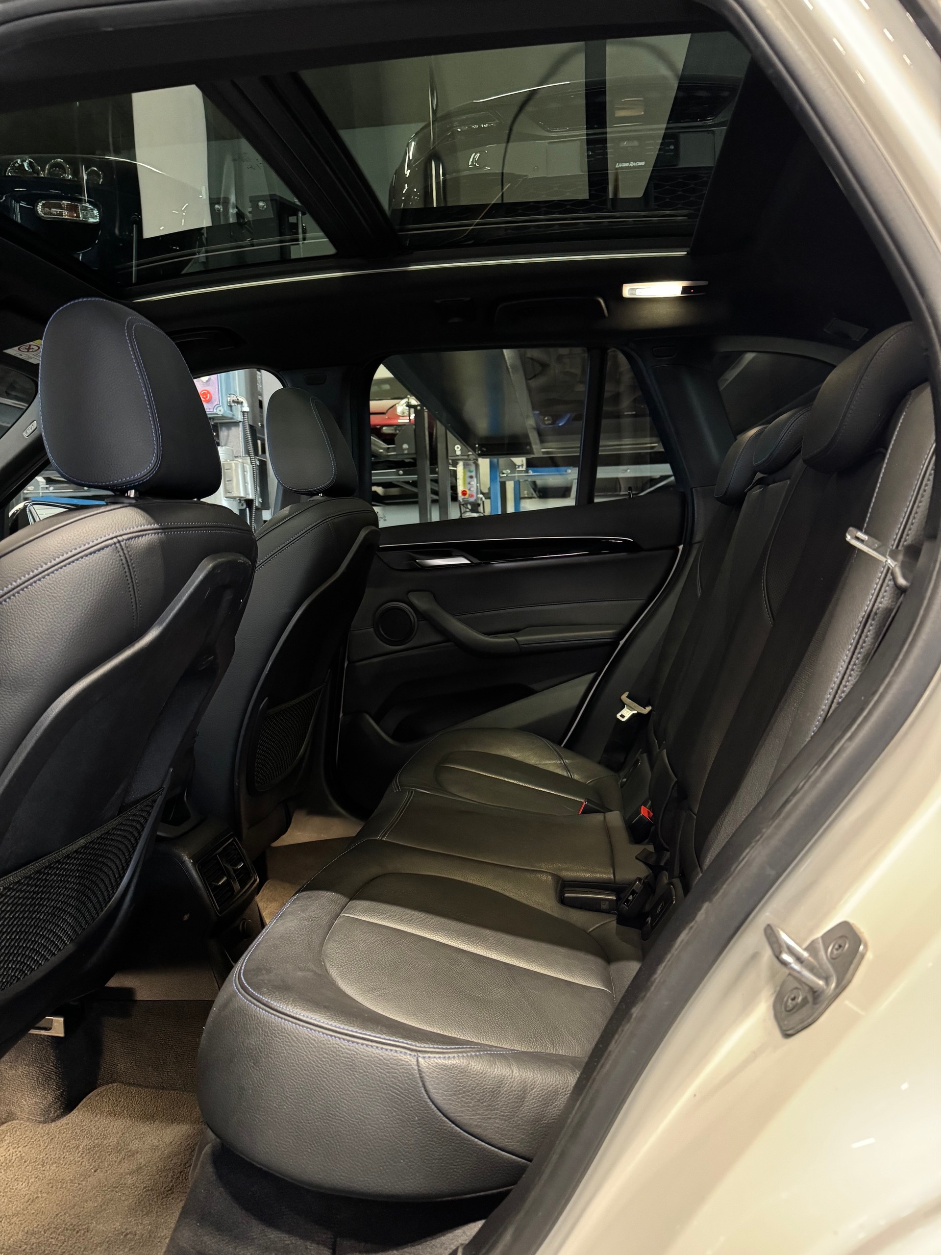 BMW X1 xDrive 25i M Sport Steptronic-image-9