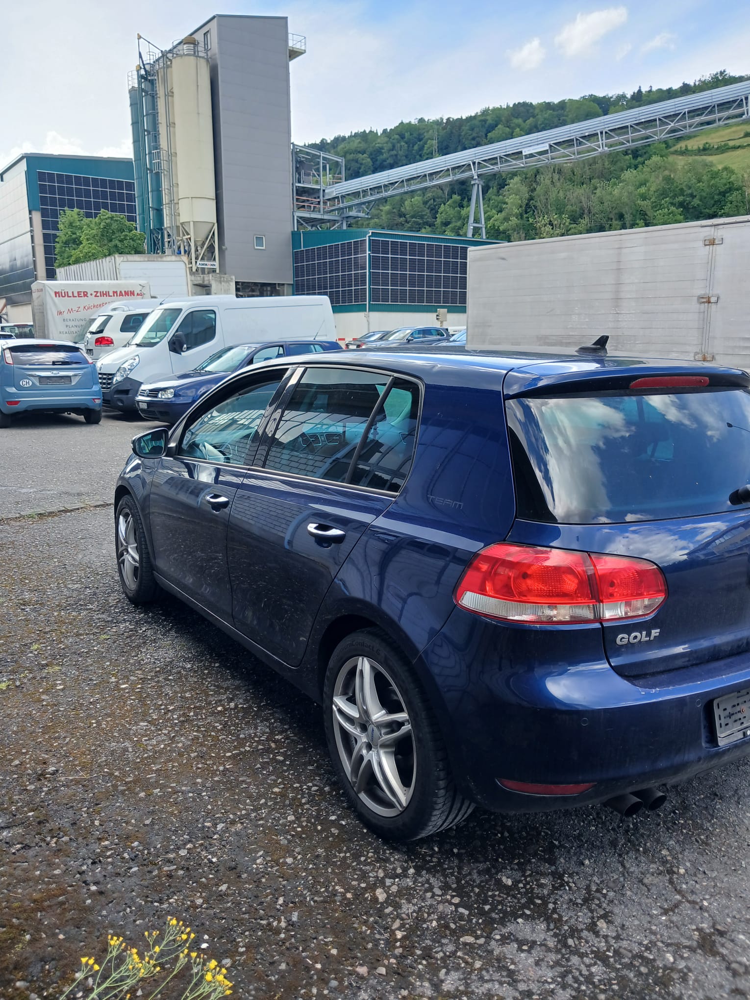 VW Golf 2.0 TDI BlueMotion Technology Highline DSG-image-5