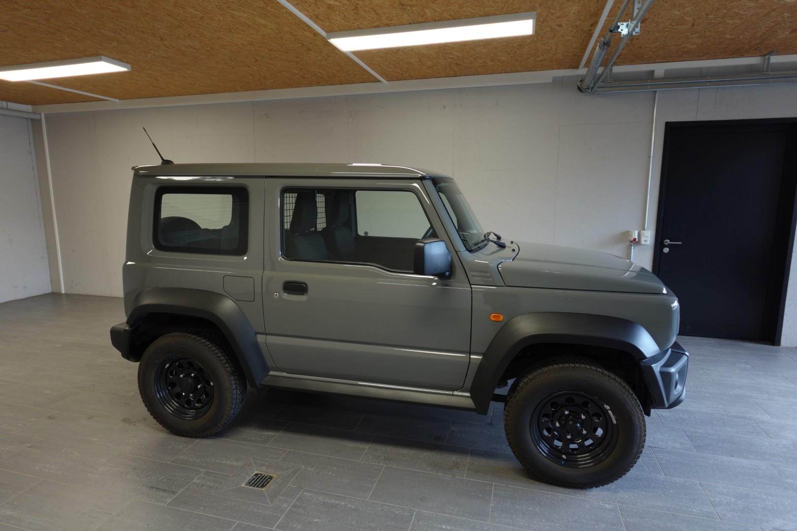 SUZUKI Jimny Country 1.5 Compact+-image-4