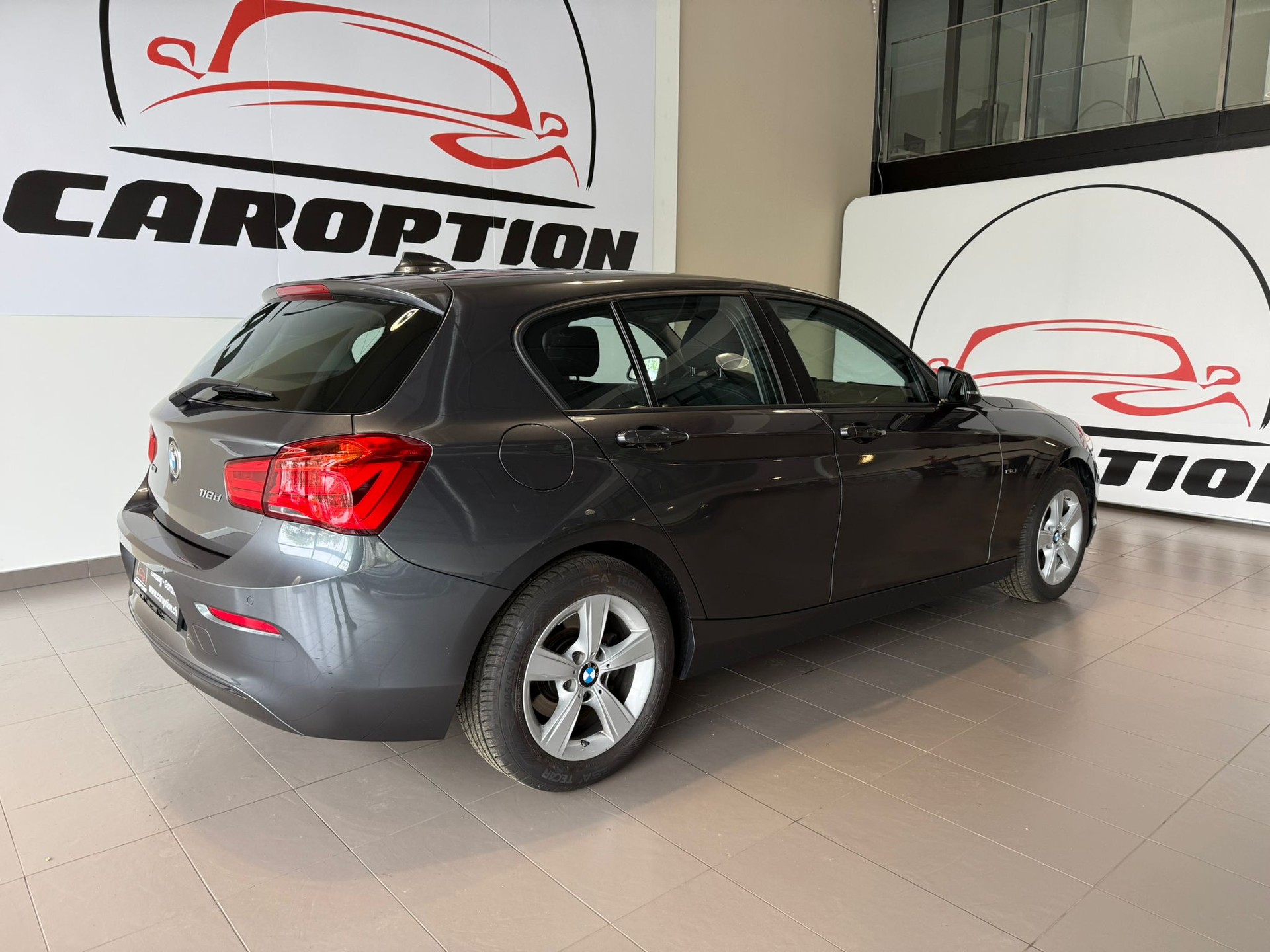 BMW 118d xDrive M Sport-image-5
