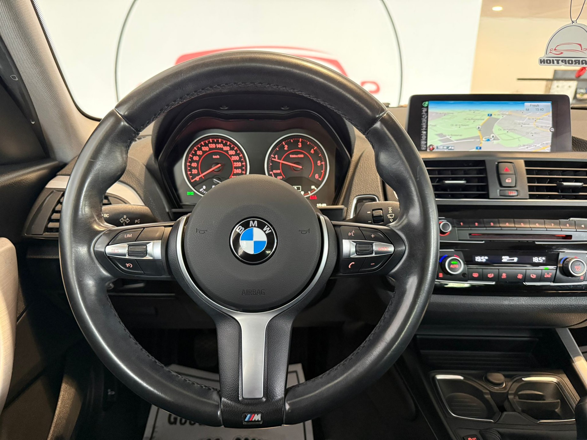 BMW 118d xDrive M Sport-image-11