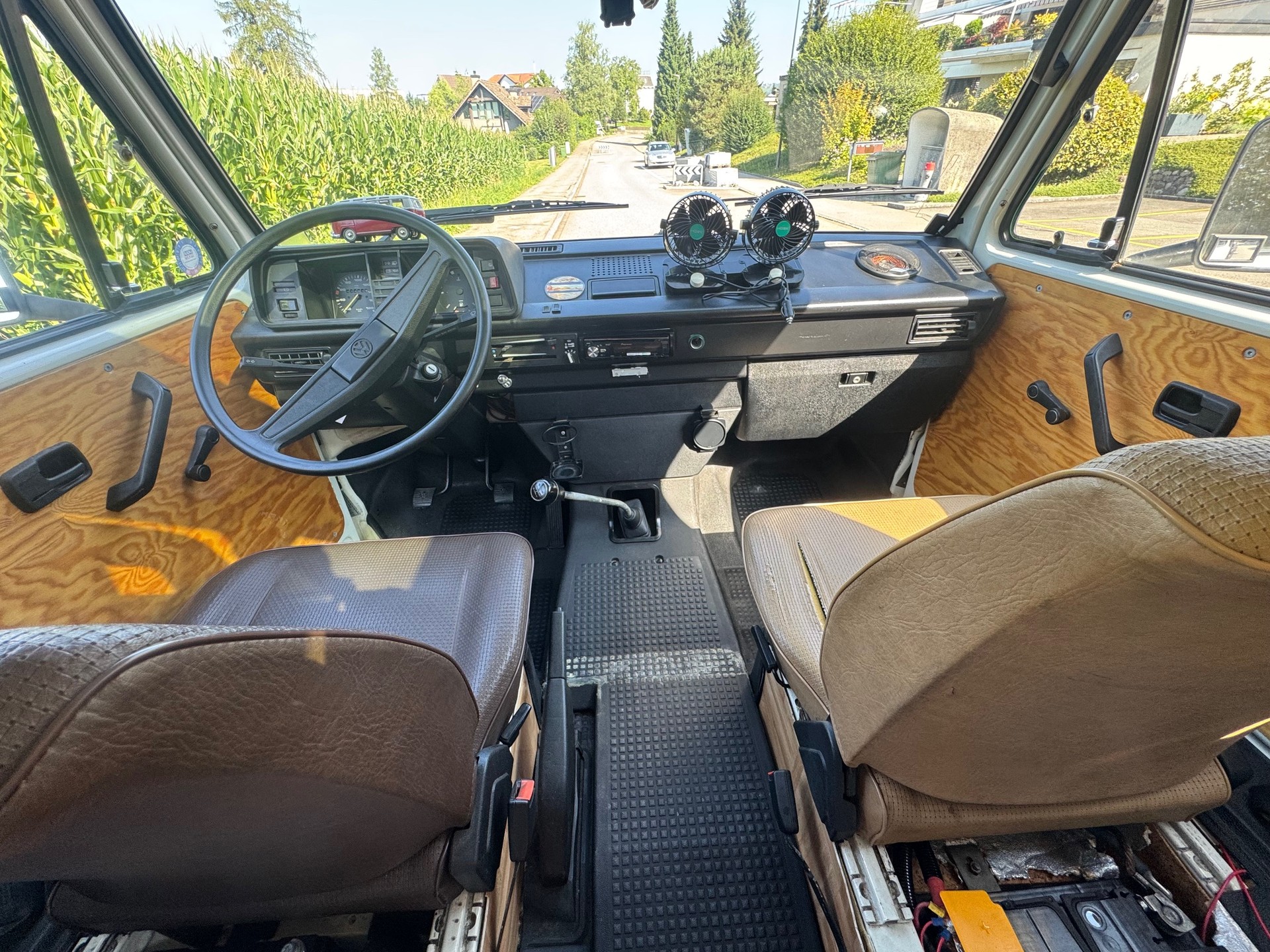 VW VW Typ 2 als Camper ausgebaut-image-4