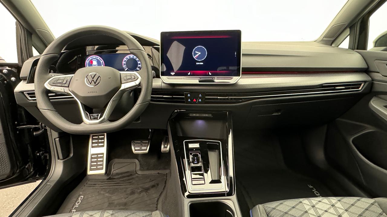 VW Golf 2.0 TSI R-Line DSG 4 Motion-image-5