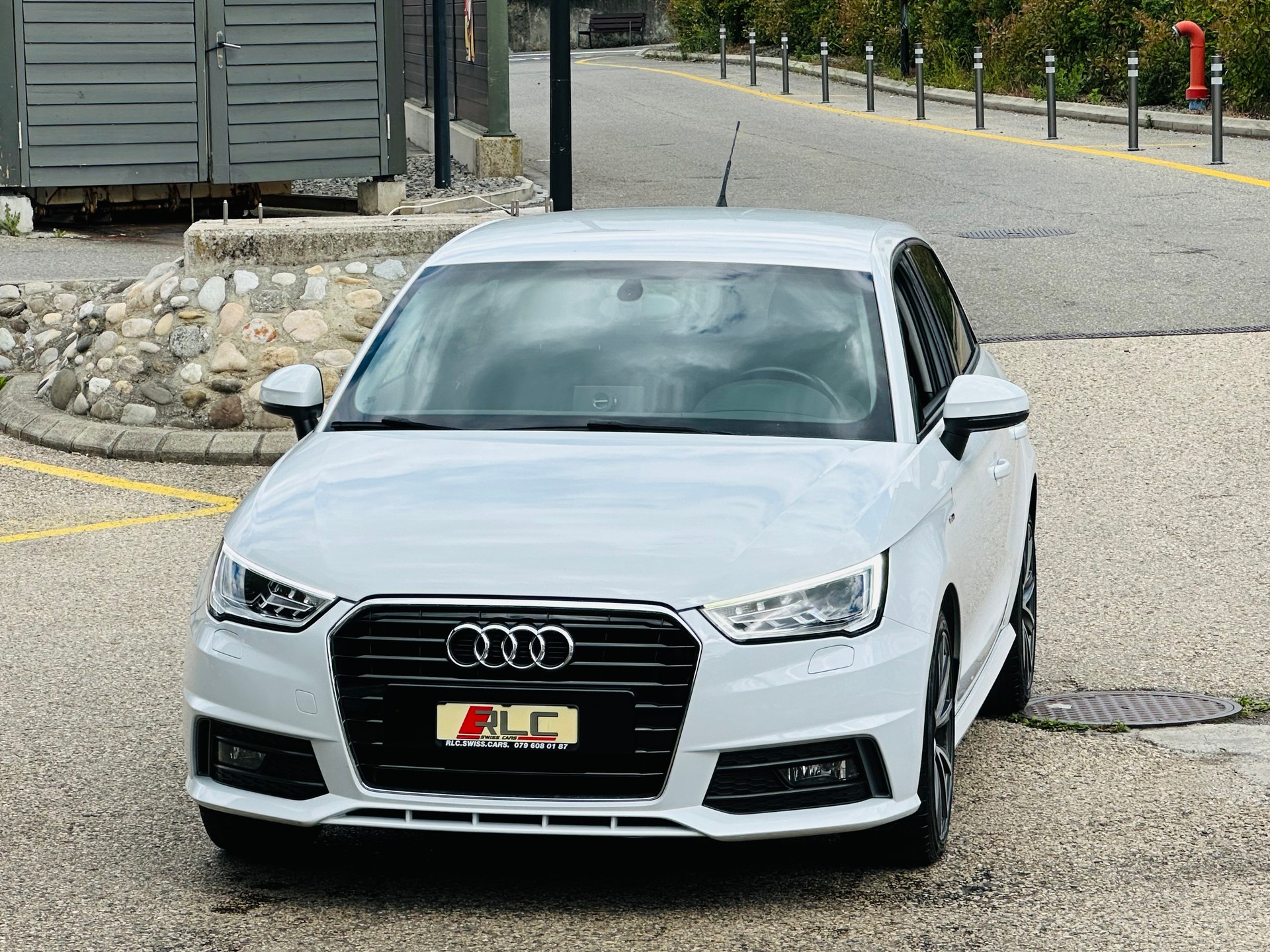 AUDI A1 Sportback 1.4 TFSI Sport S-tronic-image-3