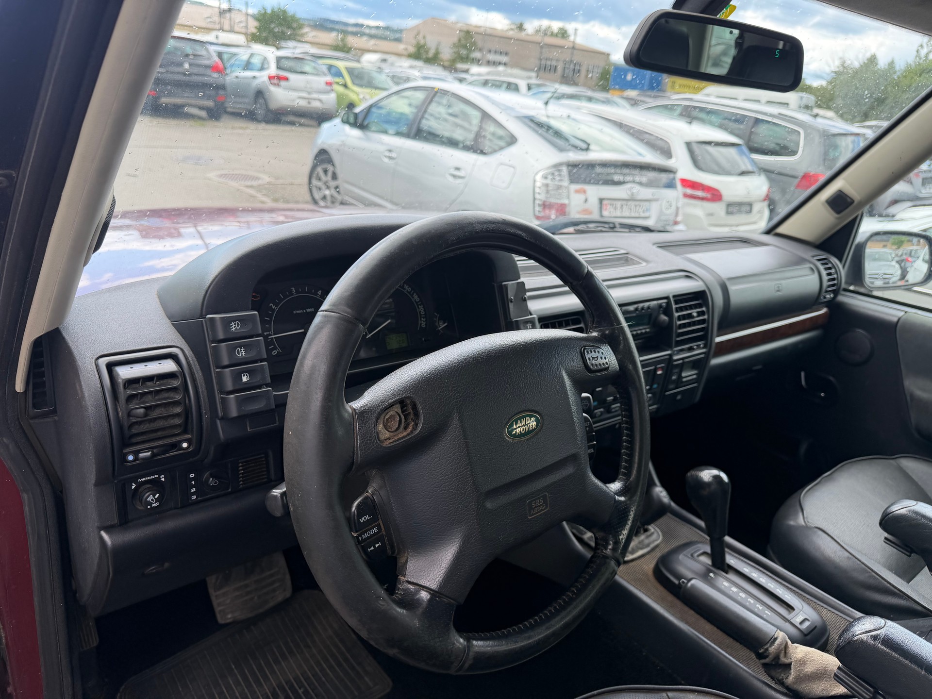 LAND ROVER Discovery 4.0 ES-image-11