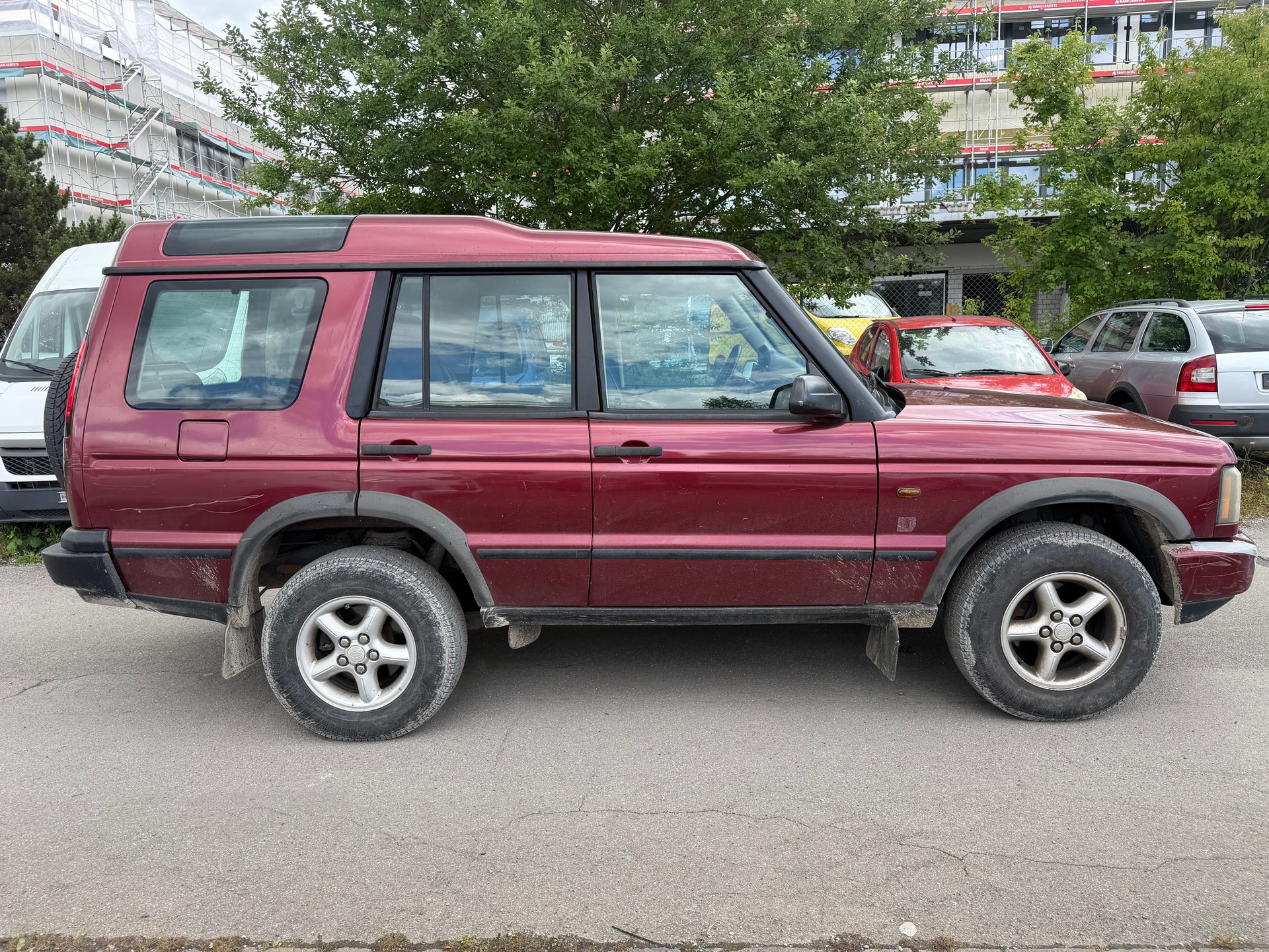 LAND ROVER Discovery 4.0 ES-image-1