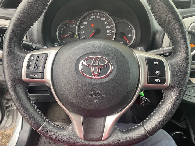 TOYOTA Yaris 1.33 Sol Multidrive-image-15