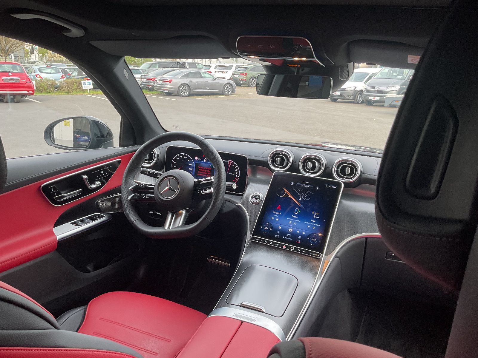 MERCEDES-BENZ e 4Matic AMG Hybrid-image-10