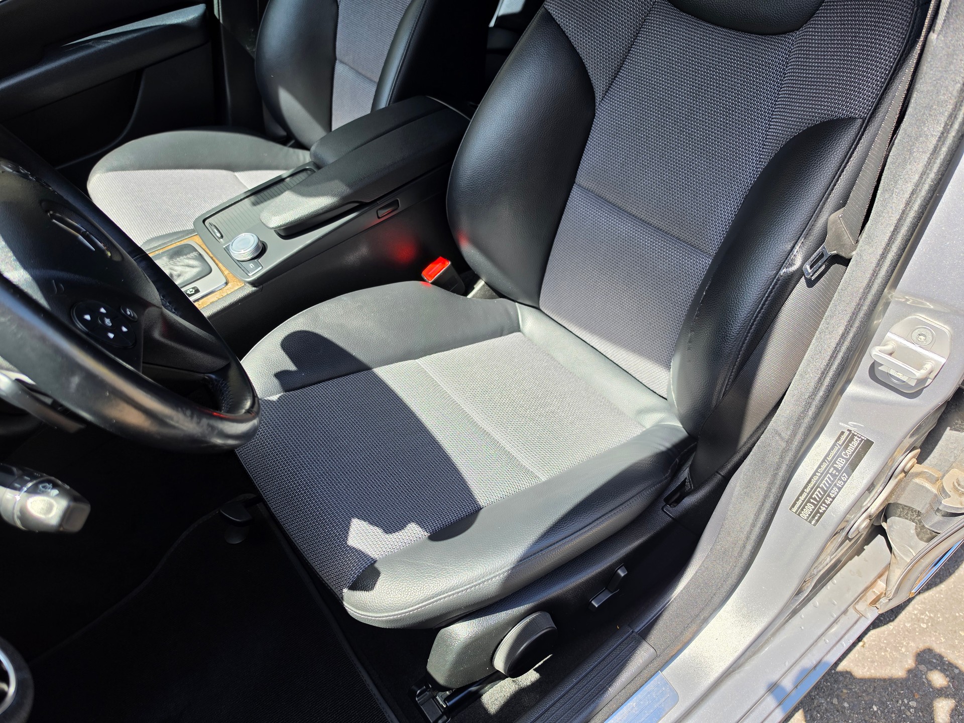 MERCEDES-BENZ C 180CGI BlueEfficiency-image-9