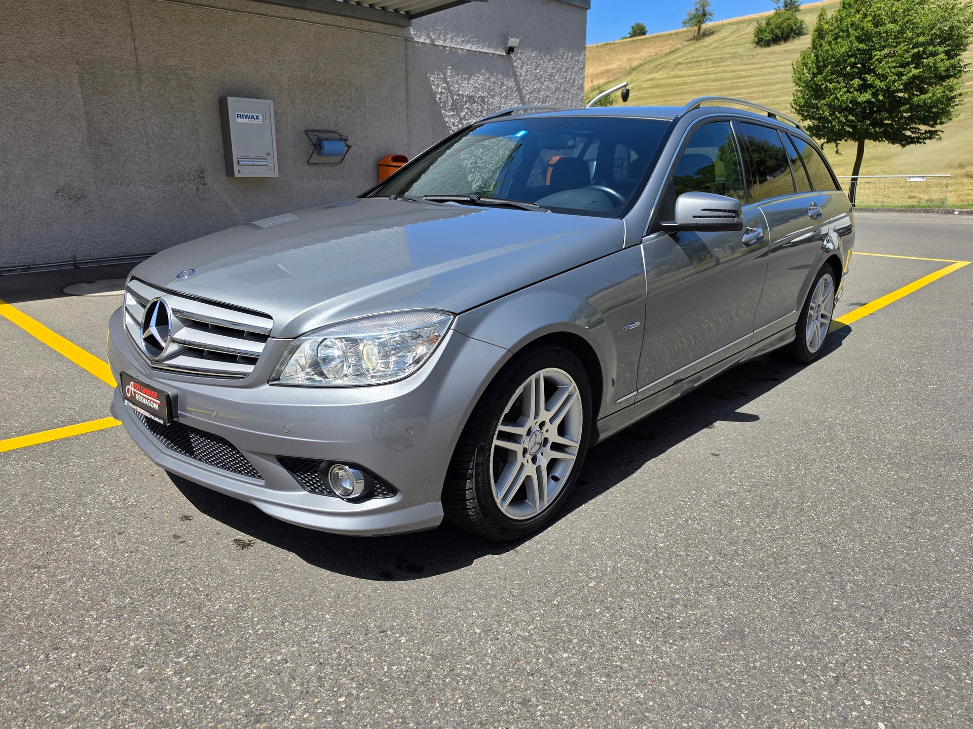 MERCEDES-BENZ C 180CGI BlueEfficiency-image-0
