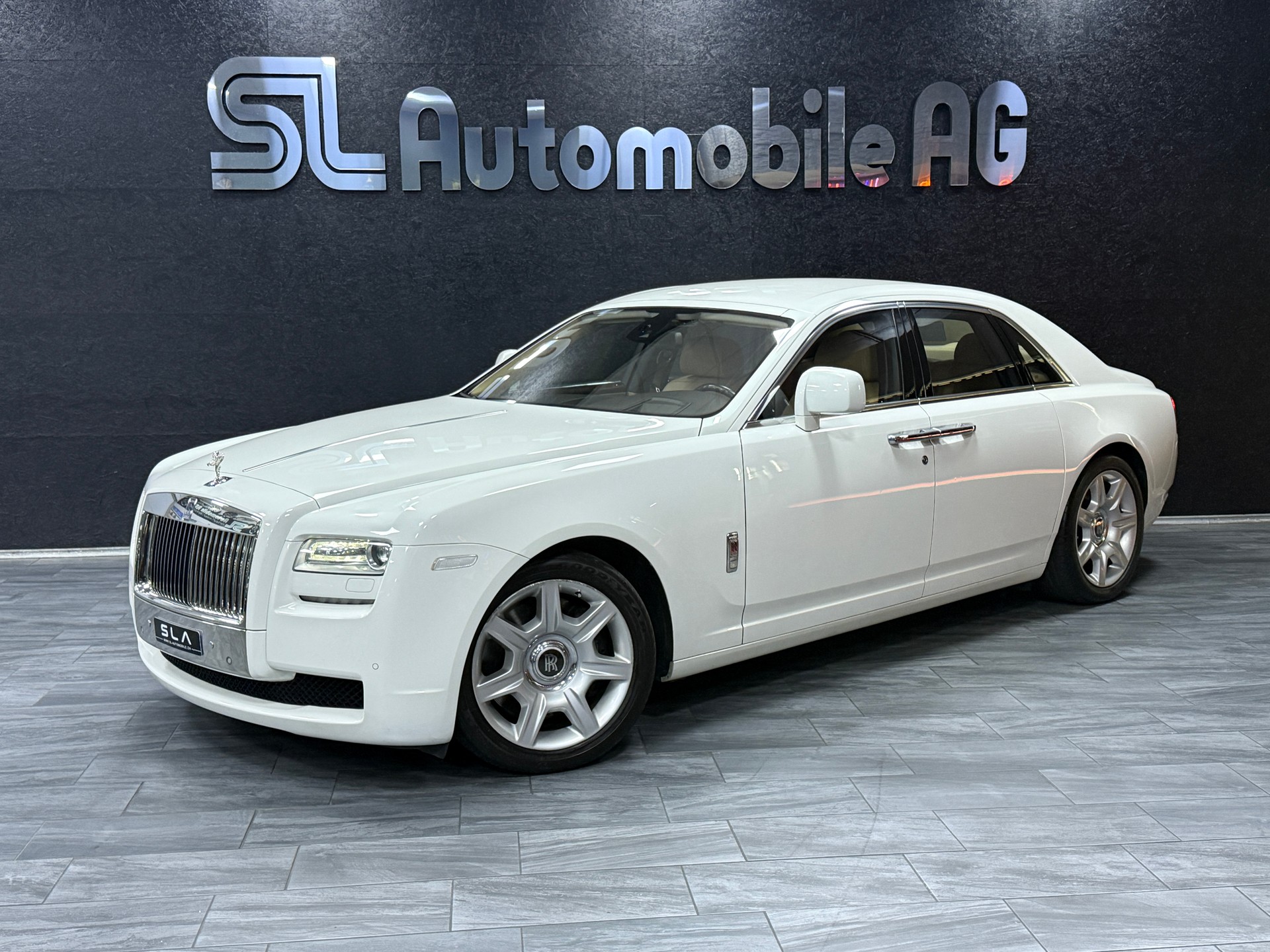 ROLLS-ROYCE Ghost 6.6 V12