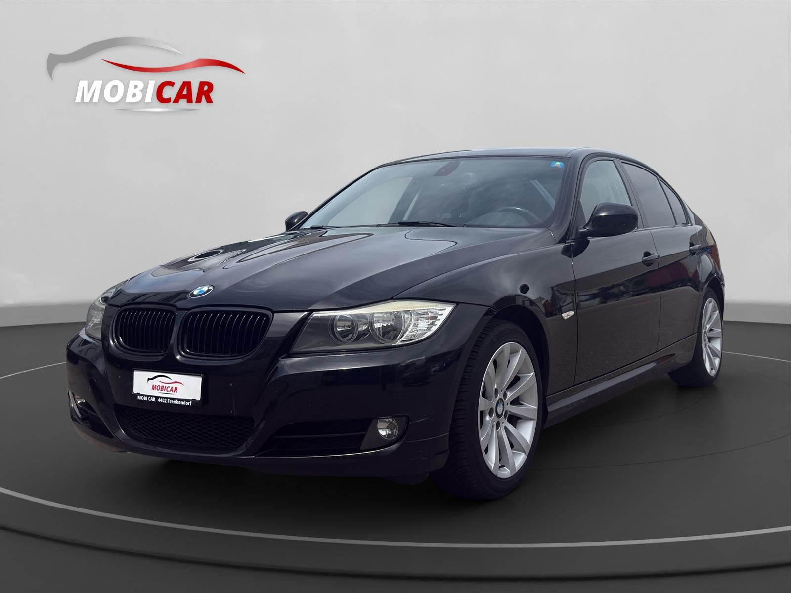 BMW 318i Access-image-0