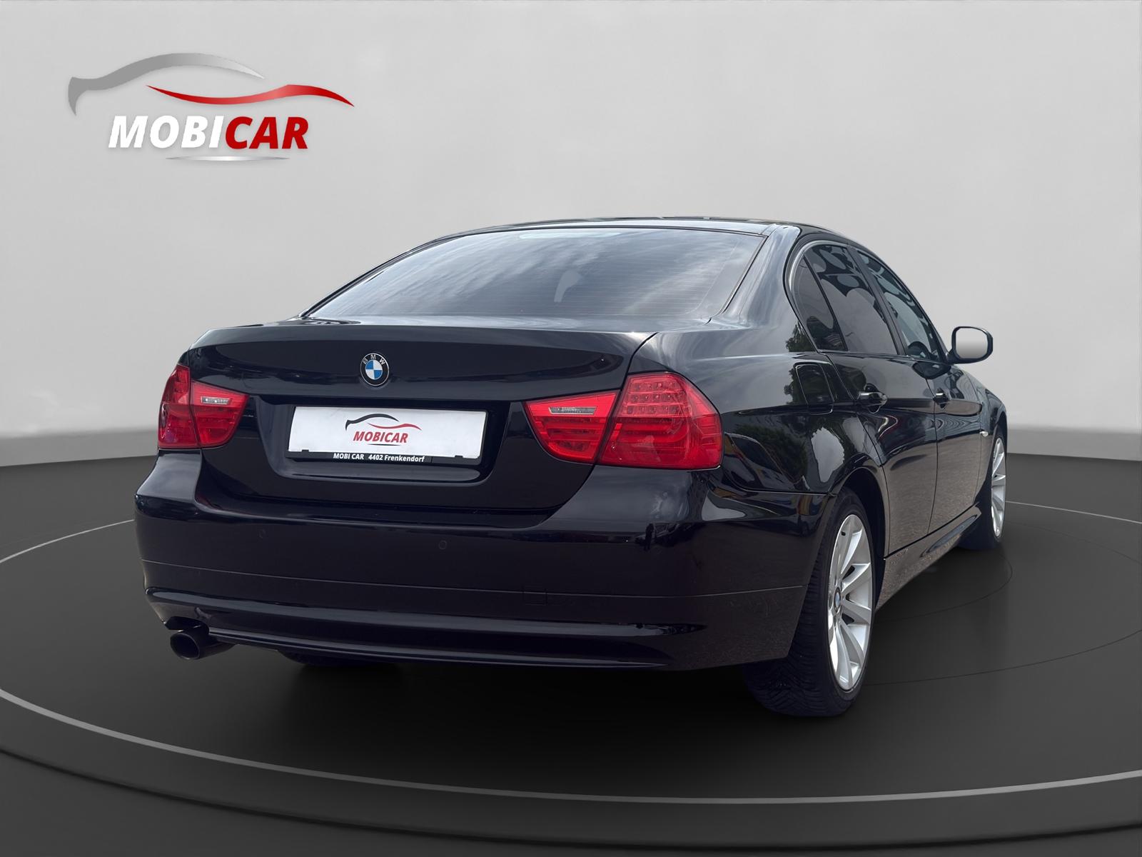 BMW 318i Access-image-4