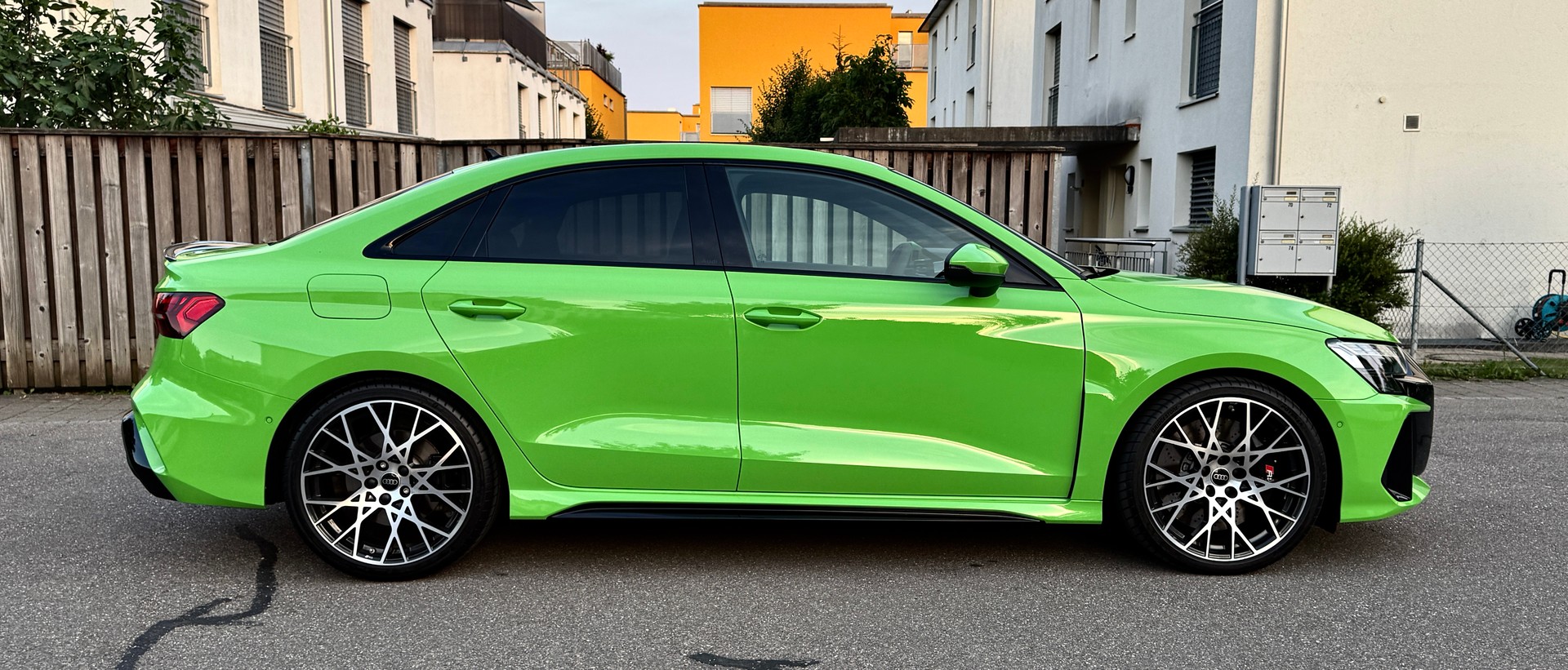 AUDI RS3 LIMOUSINE 2.5 TSI QUATTRO S-TRONIC*8FACH BEREIFT*EL. PANORAMA-GLASSCHIEBEDACH*-image-6