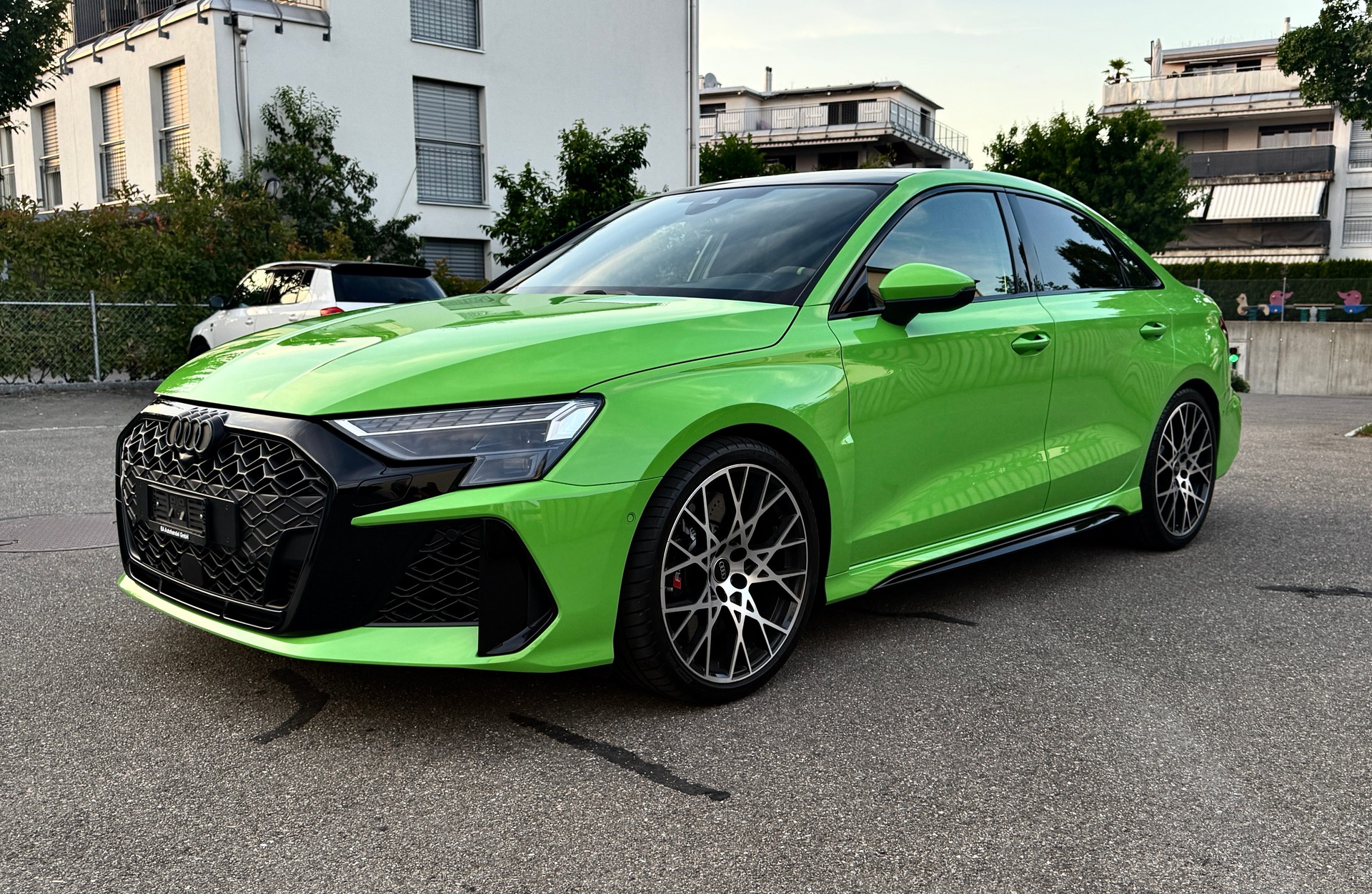AUDI RS3 LIMOUSINE 2.5 TSI QUATTRO S-TRONIC*8FACH BEREIFT*EL. PANORAMA-GLASSCHIEBEDACH*-image-2