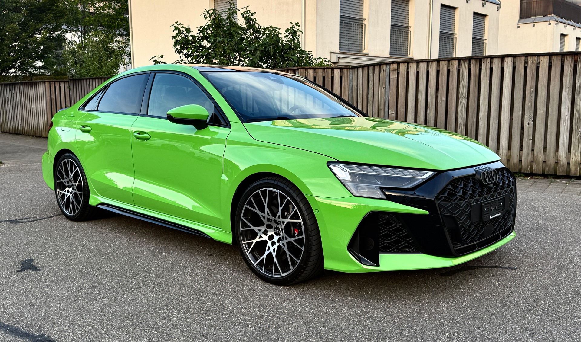 AUDI RS3 LIMOUSINE 2.5 TSI QUATTRO S-TRONIC*8FACH BEREIFT*EL. PANORAMA-GLASSCHIEBEDACH*-image-0