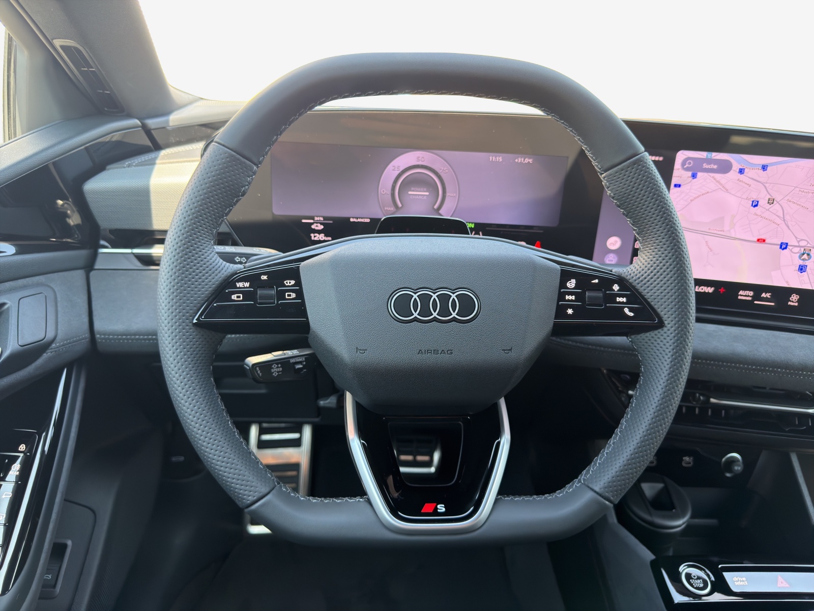 AUDI A6 Sportback e-tron quattro-image-9