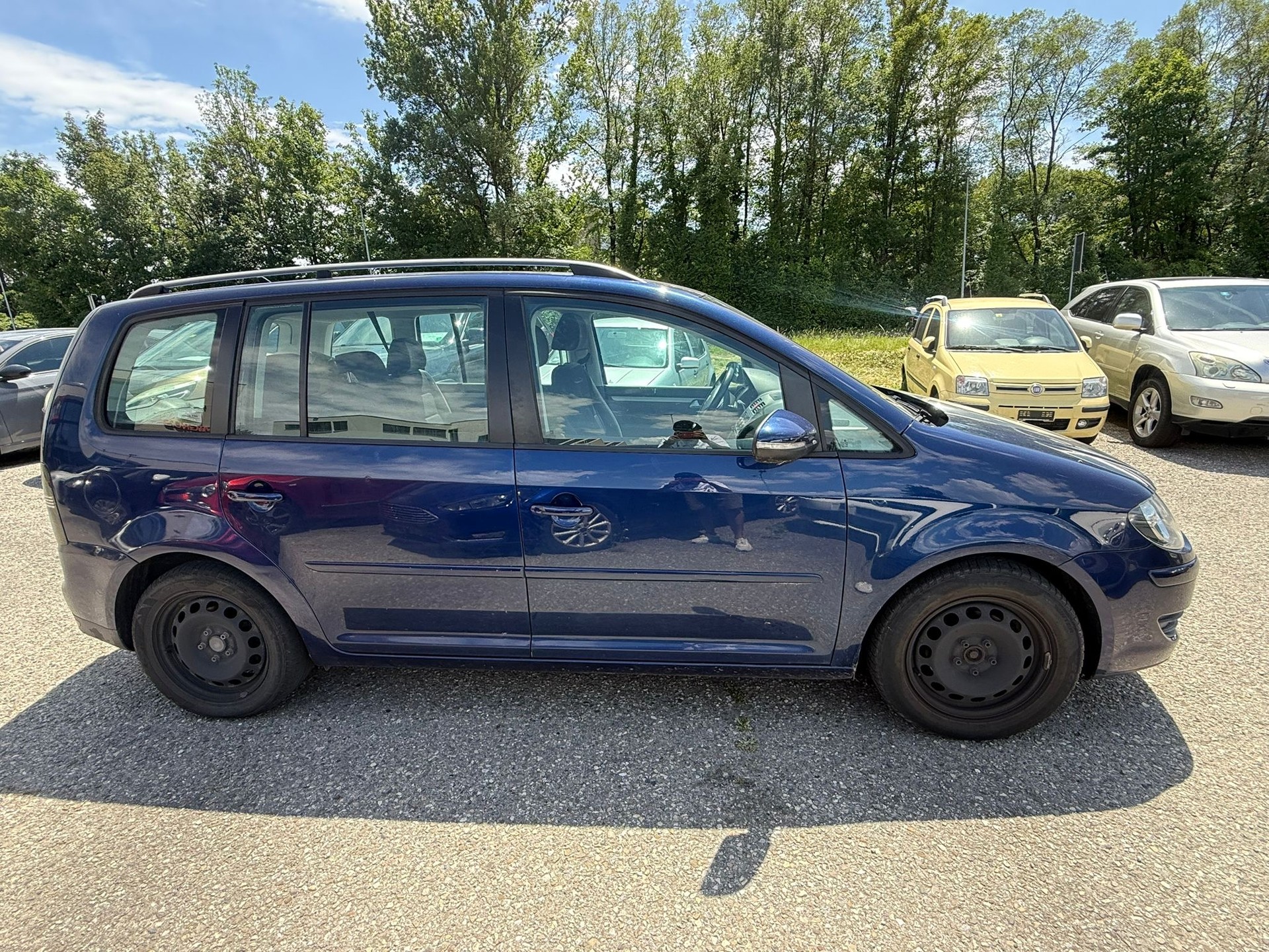 VW Touran 1.4 TSI Trendline-image-2