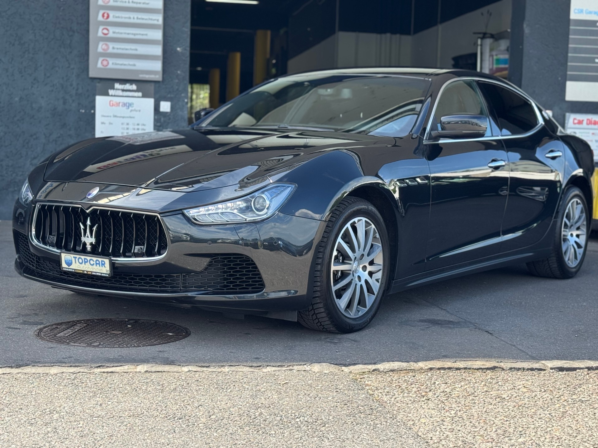 MASERATI Ghibli S Q4 3.0 V6 Automatica-image-0