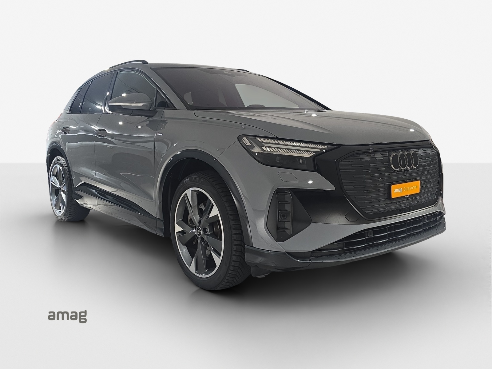 AUDI Q4 e-tron 45 Attraction quattro-image-5