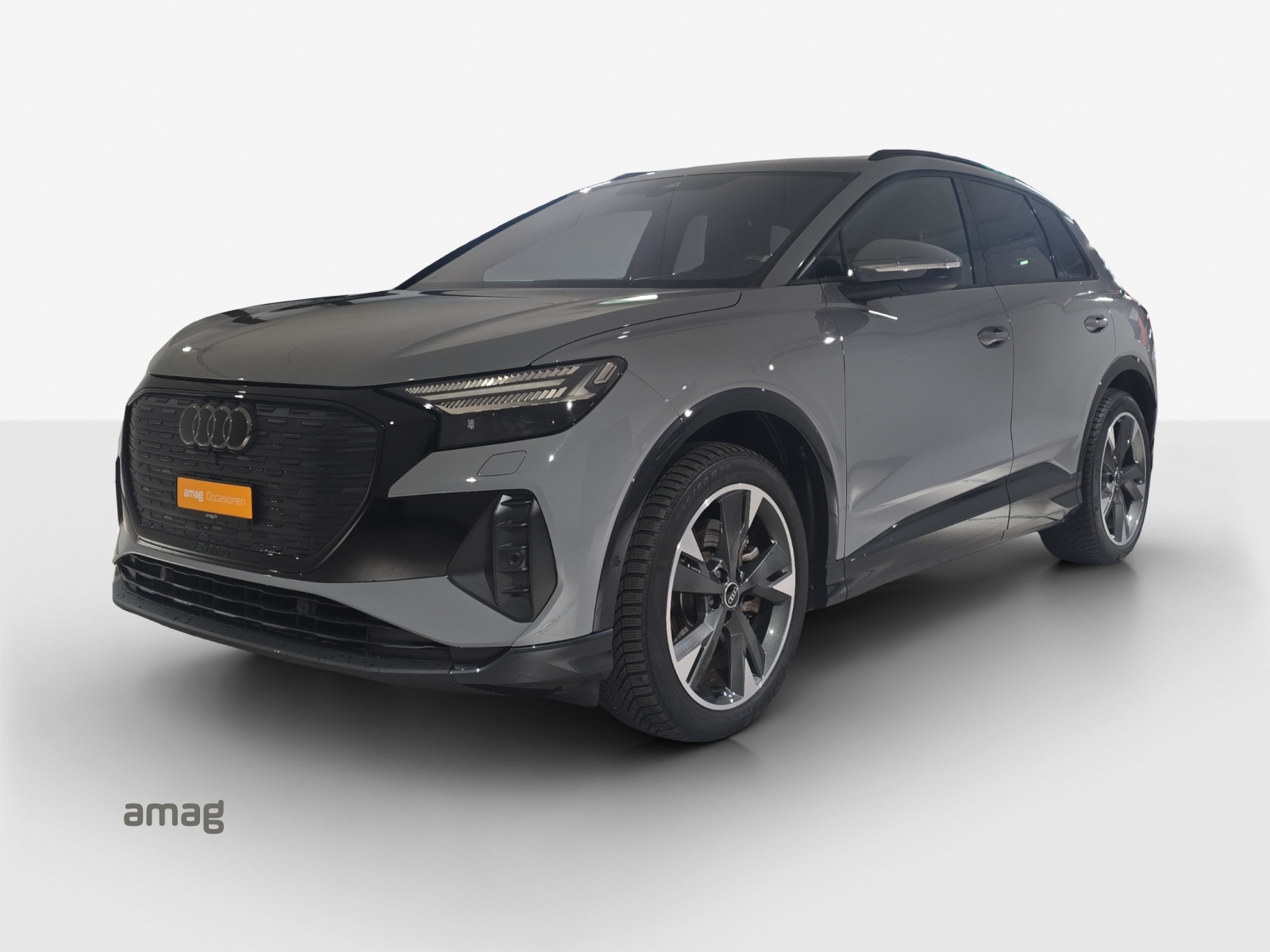 AUDI Q4 e-tron 45 Attraction quattro-image-0