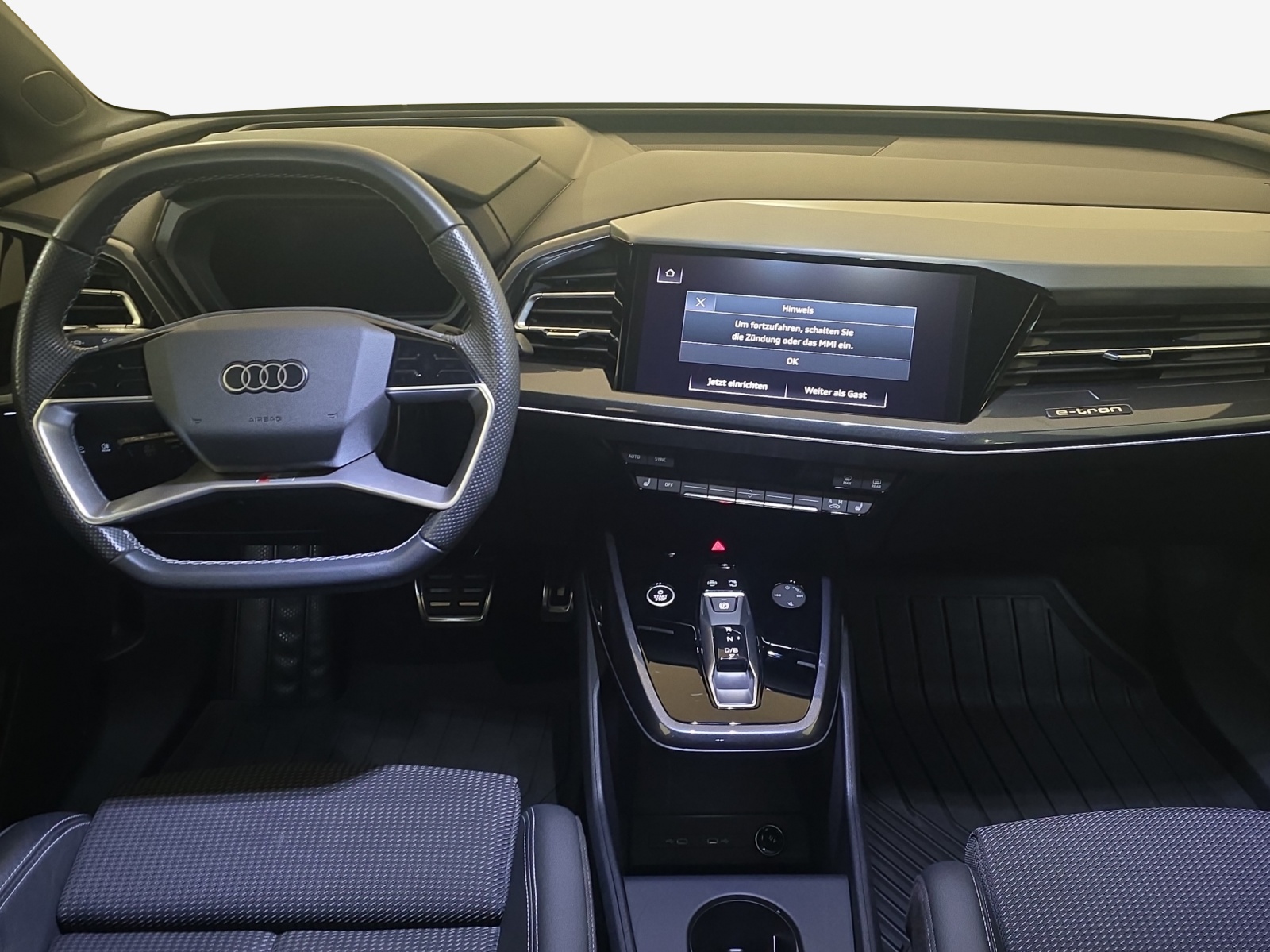 AUDI Q4 e-tron 45 Attraction quattro-image-8