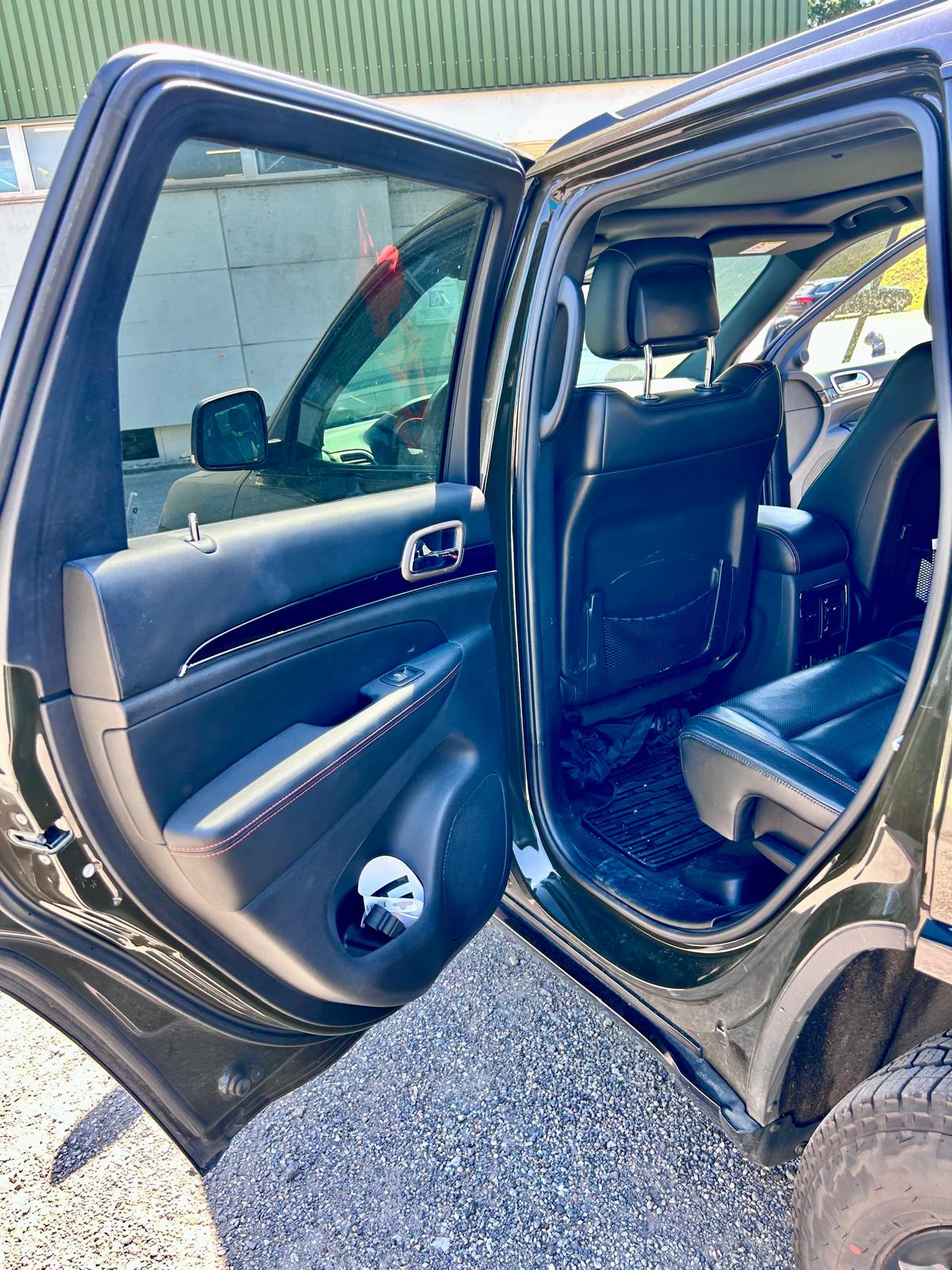 JEEP 3.0 CRD 250 75th Anniv. Ed.-image-3