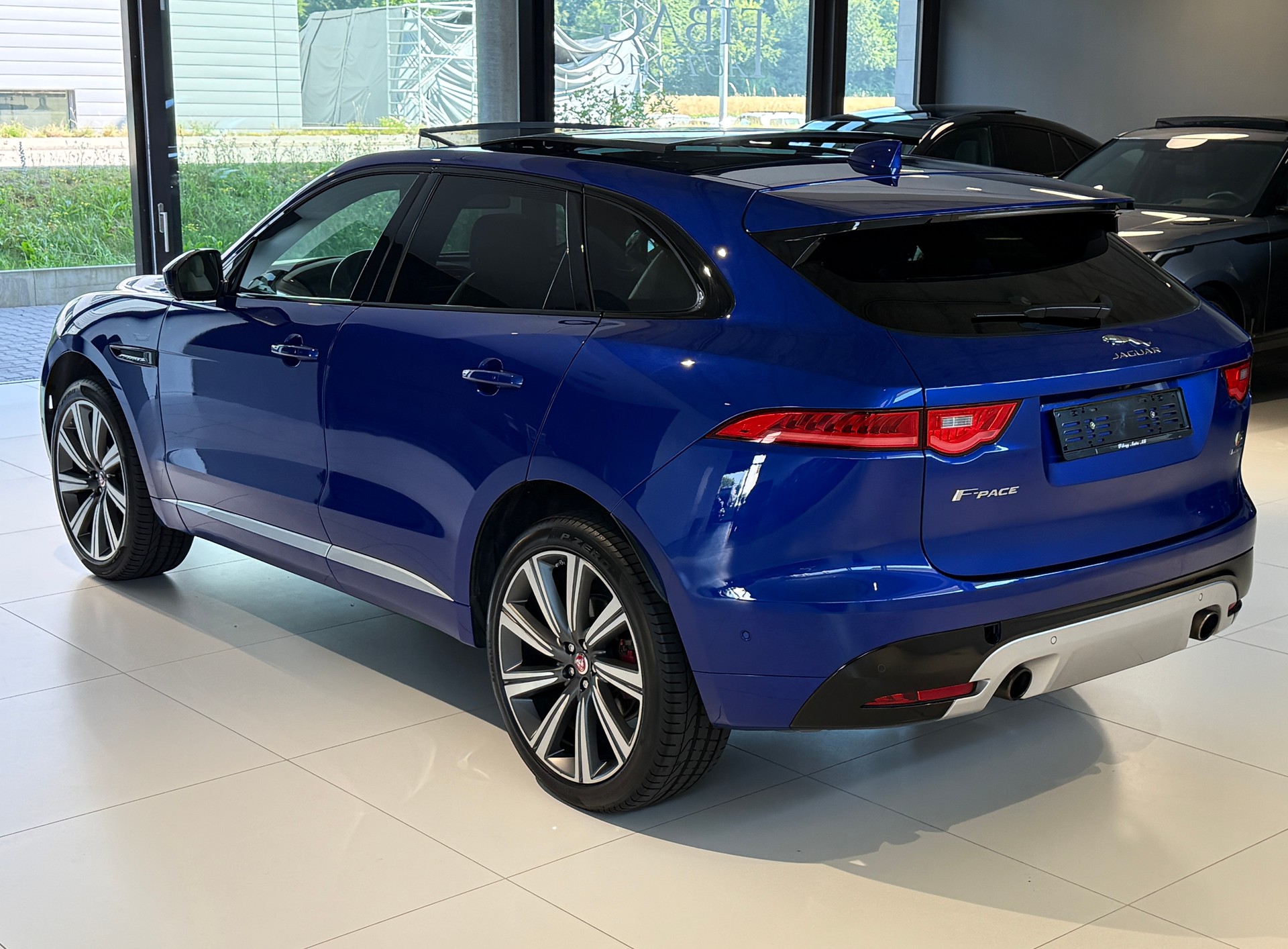 JAGUAR F-Pace 3.0 V6 S AWD Automatik ***1. Hand CH-Fz.***Panoramadach***Sonderlackierung***NP. Fr. 109'900.-***-image-37