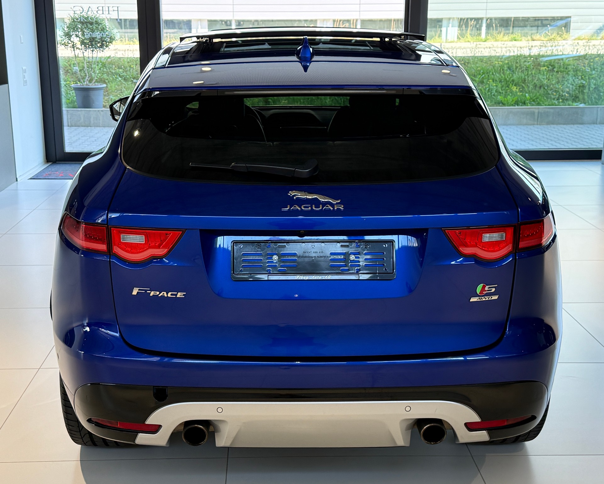 JAGUAR F-Pace 3.0 V6 S AWD Automatik ***1. Hand CH-Fz.***Panoramadach***Sonderlackierung***NP. Fr. 109'900.-***-image-40