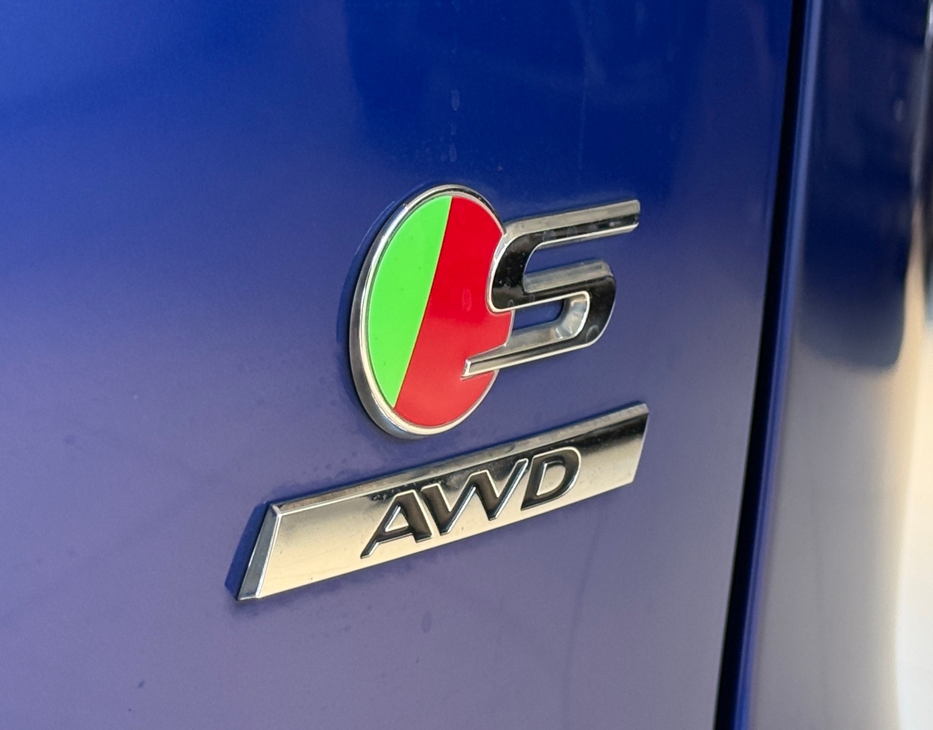 JAGUAR F-Pace 3.0 V6 S AWD Automatik ***1. Hand CH-Fz.***Panoramadach***Sonderlackierung***NP. Fr. 109'900.-***-image-42